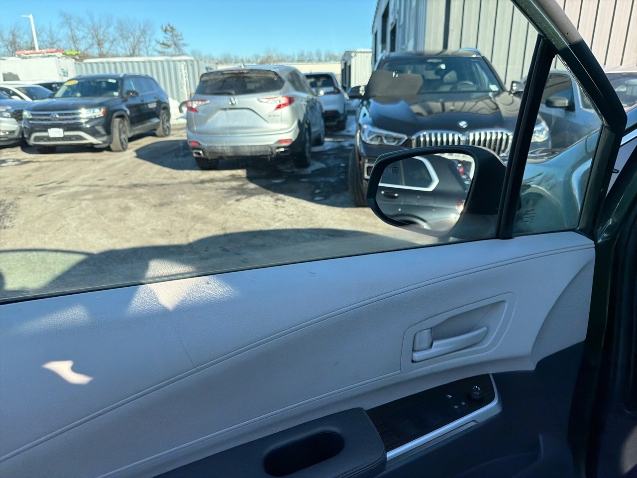 Toyota Sienna LE AWD 8-Passenger (Natl) 2022