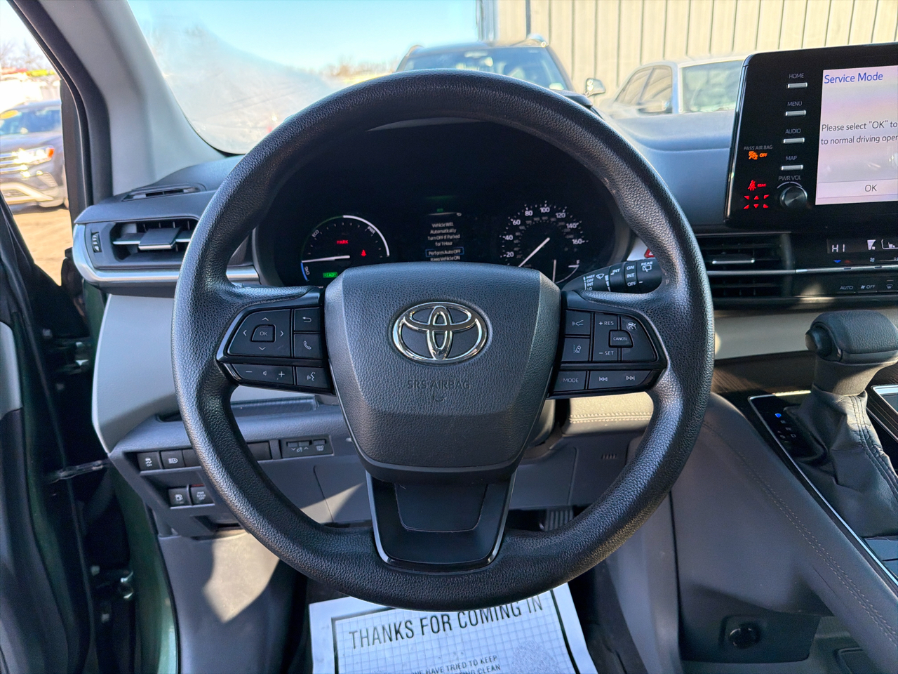Toyota Sienna LE AWD 8-Passenger (Natl) 2022