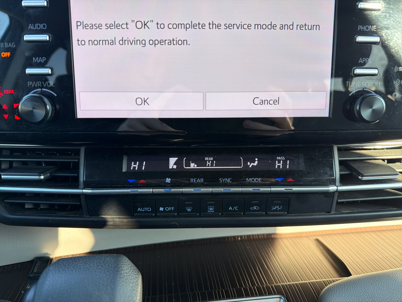 Toyota Sienna LE AWD 8-Passenger (Natl) 2022