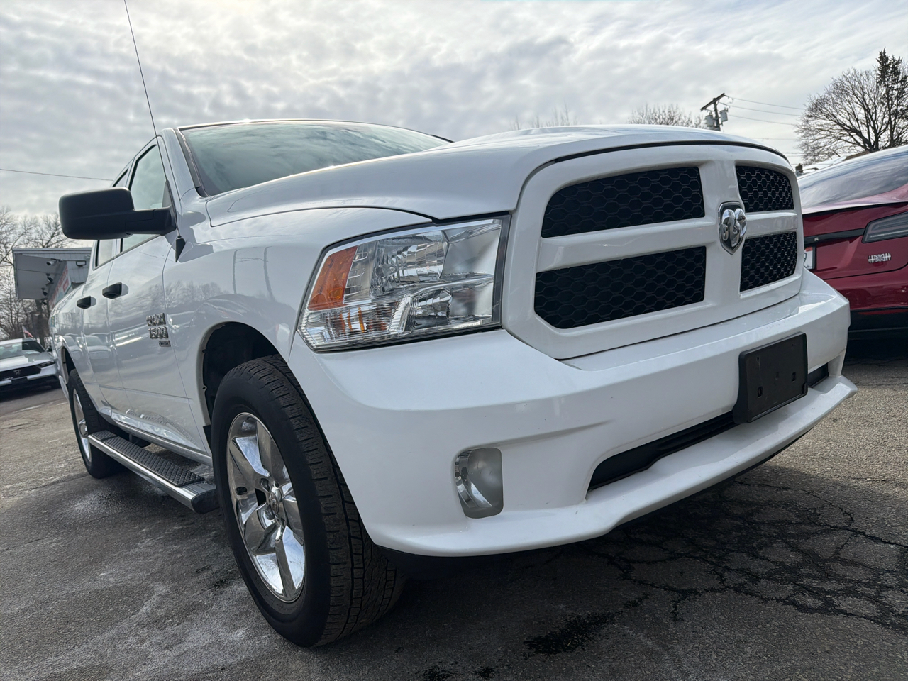 RAM 1500 Classic Express 4x4 Quad Cab 6'4" Box 2019