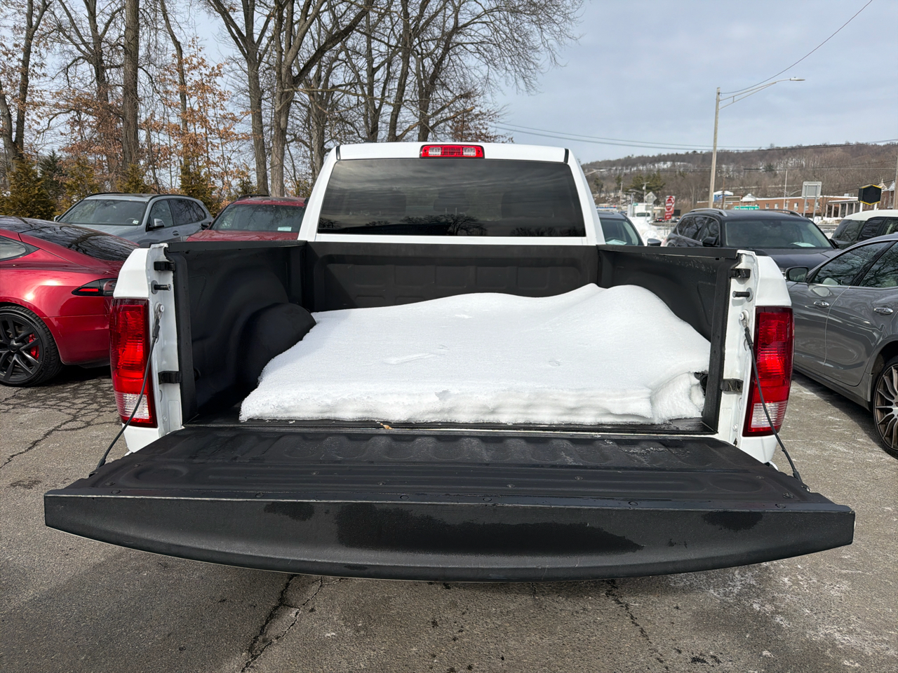 RAM 1500 Classic Express 4x4 Quad Cab 6'4" Box 2019