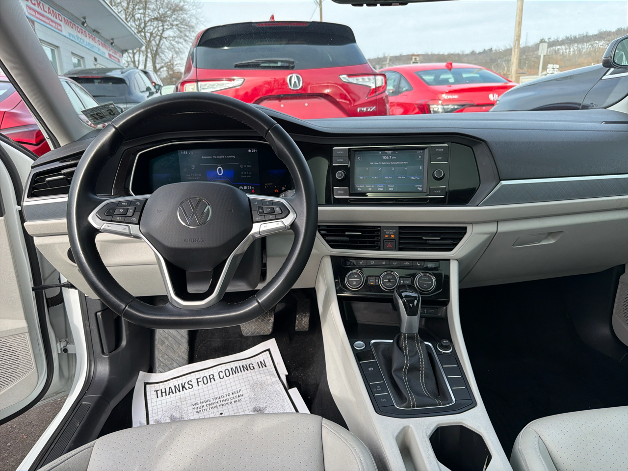 Volkswagen Jetta SE Auto 2022