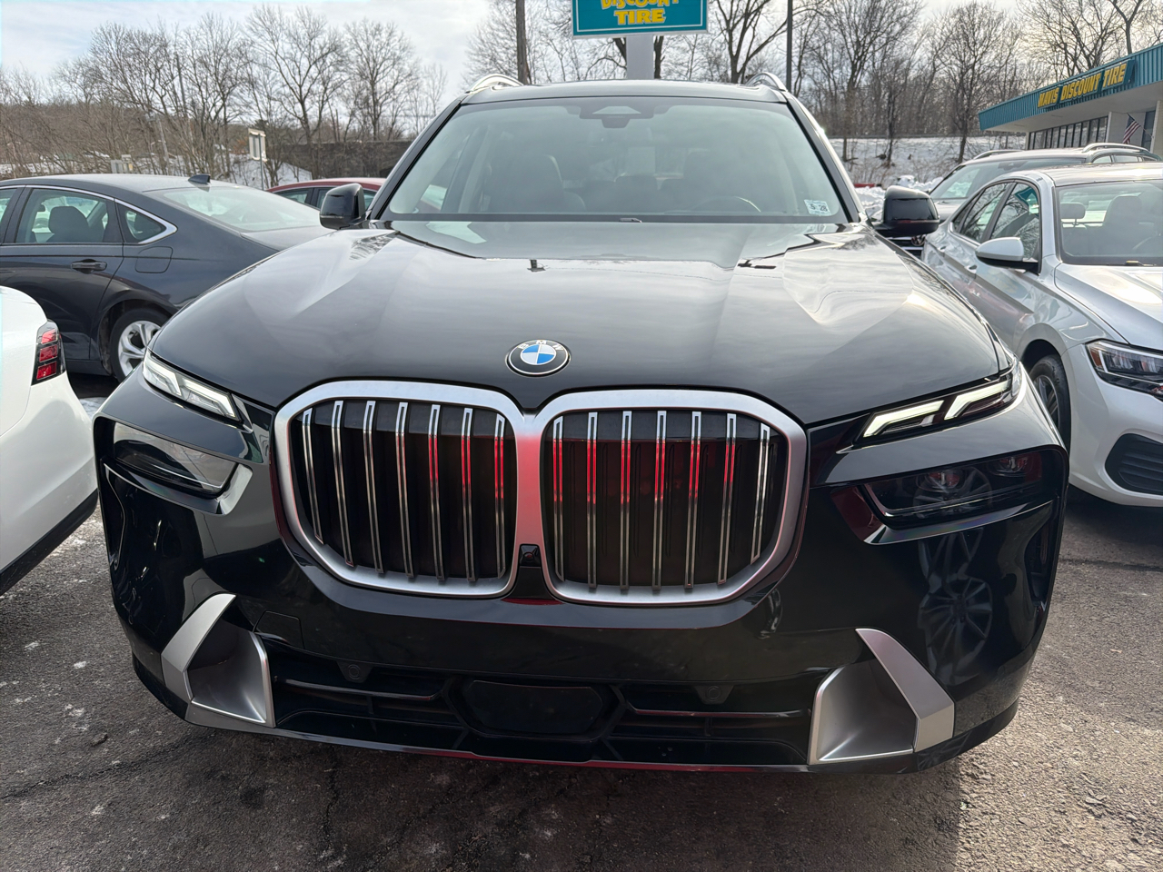 BMW X7 xDrive40i Sports Activity Vehicle 2024