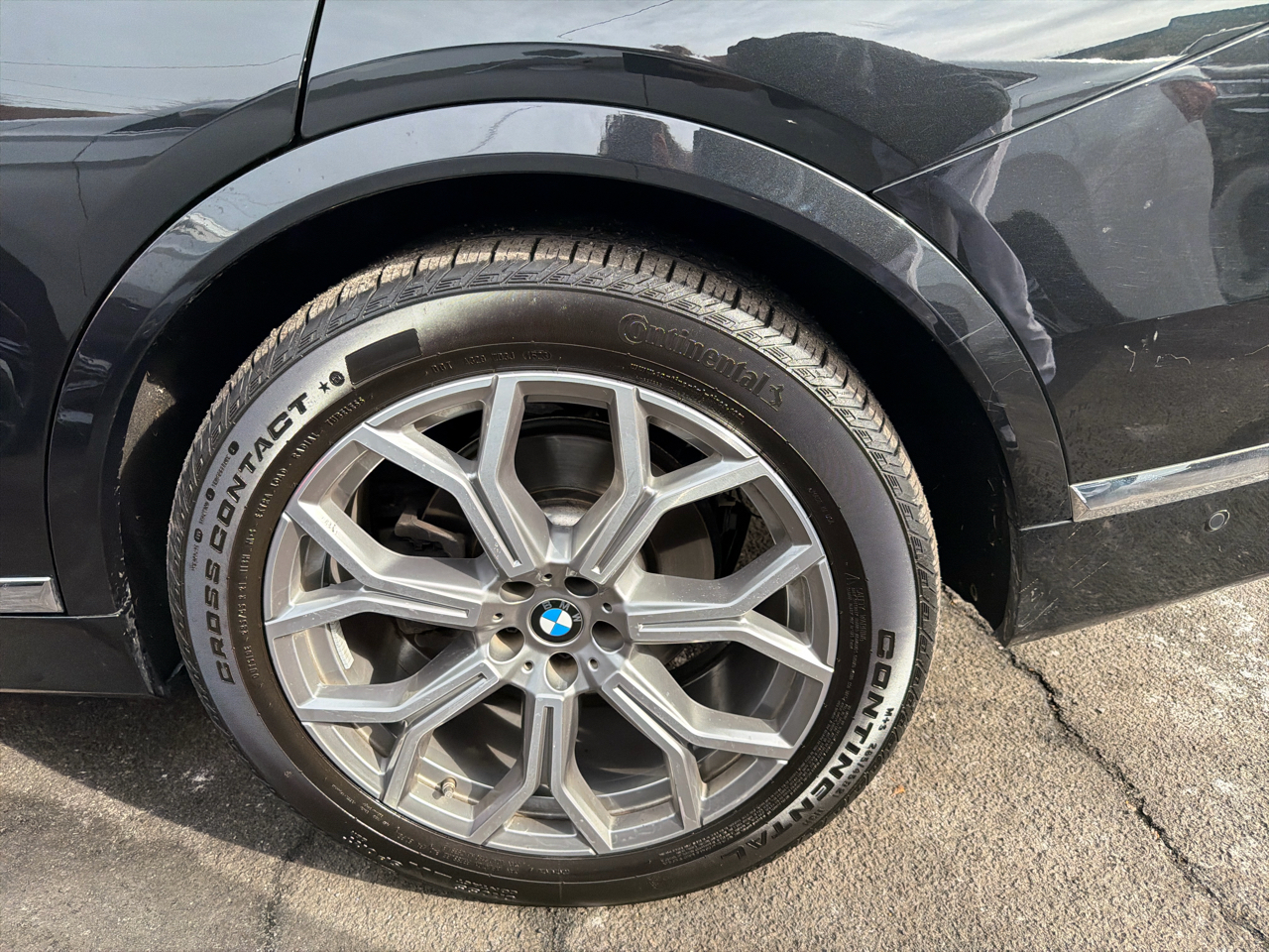 BMW X7 xDrive40i Sports Activity Vehicle 2024