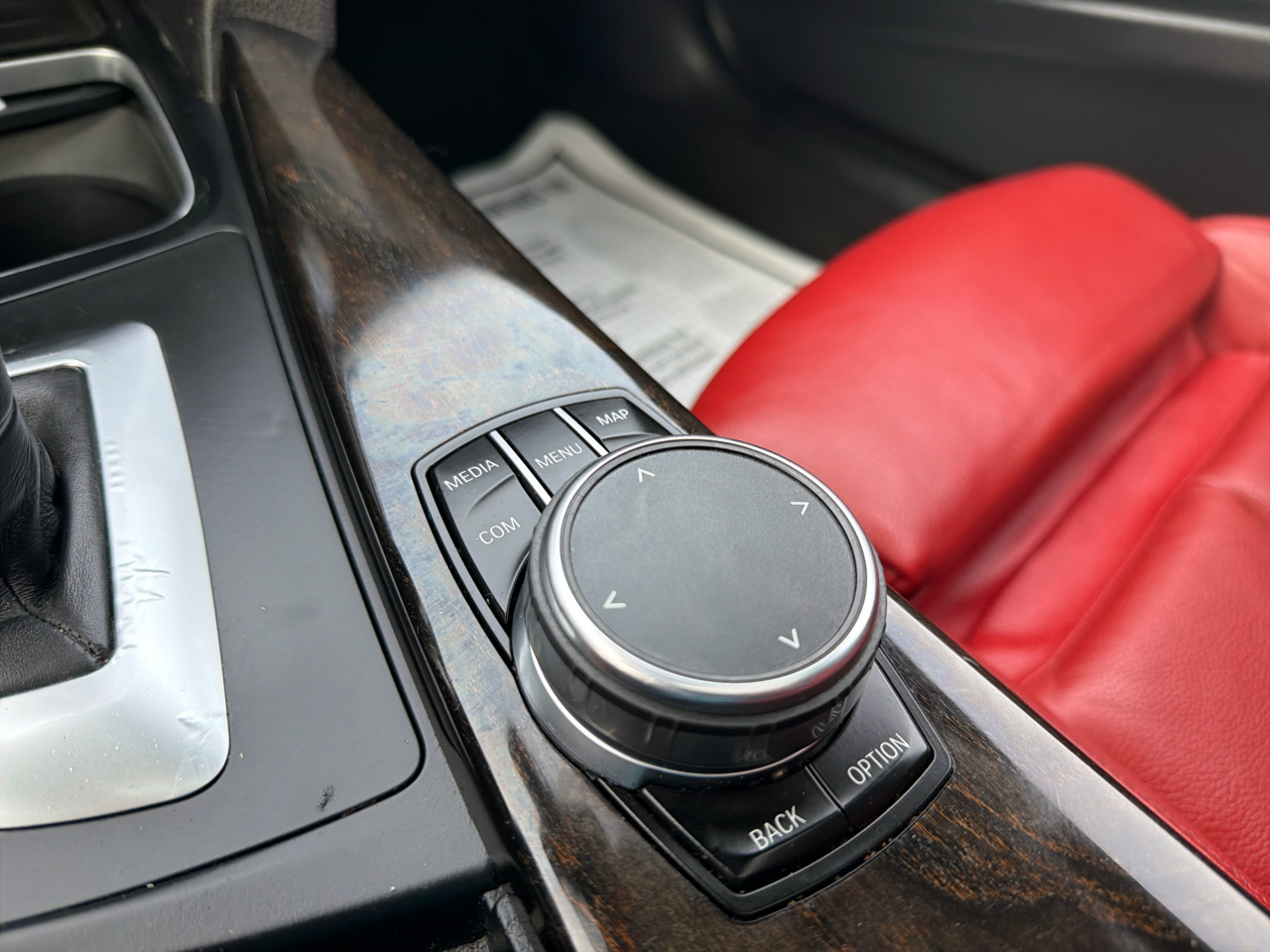 BMW 3 Series 330i Sedan 2018