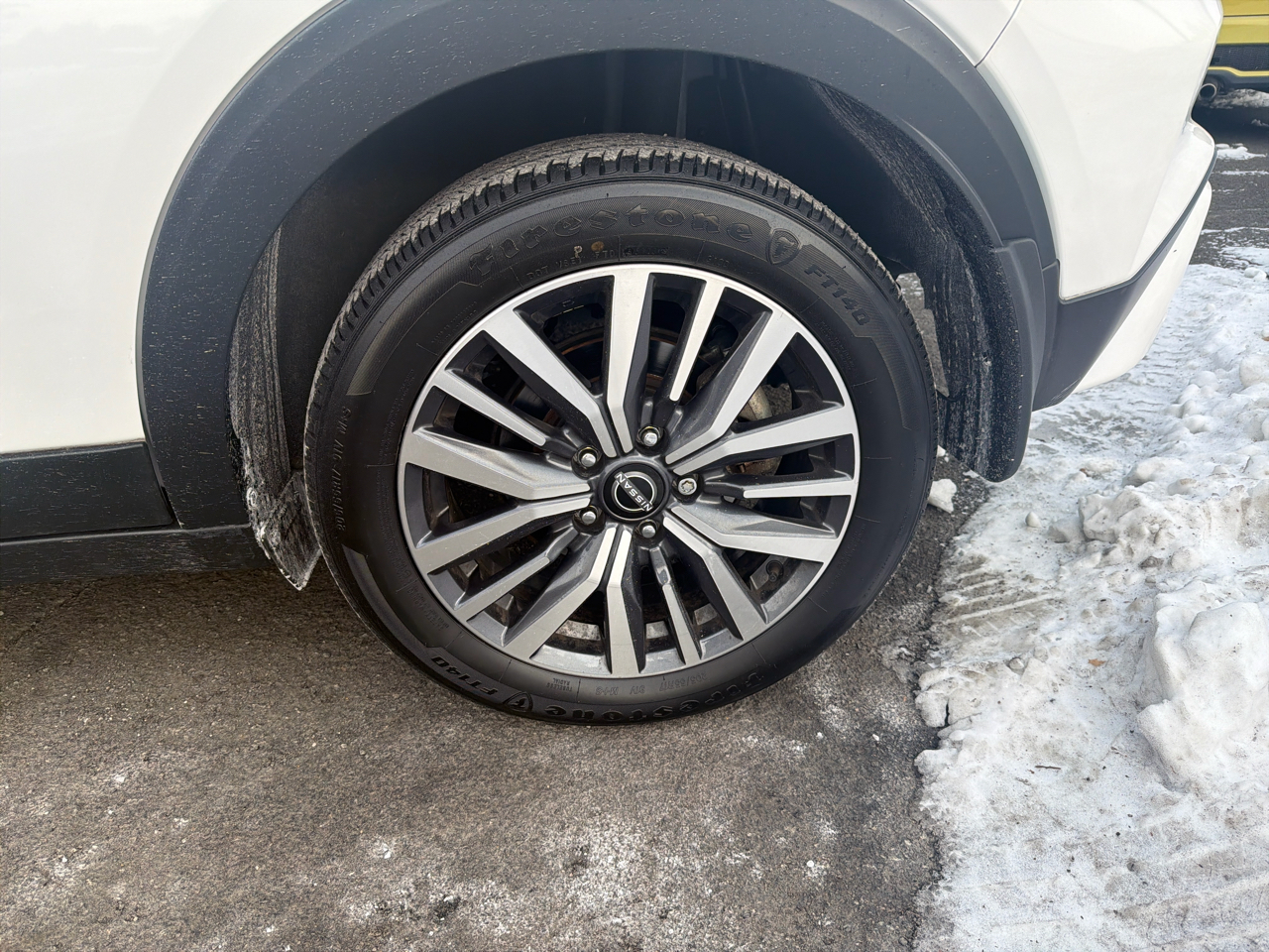 Nissan Kicks SV FWD 2024