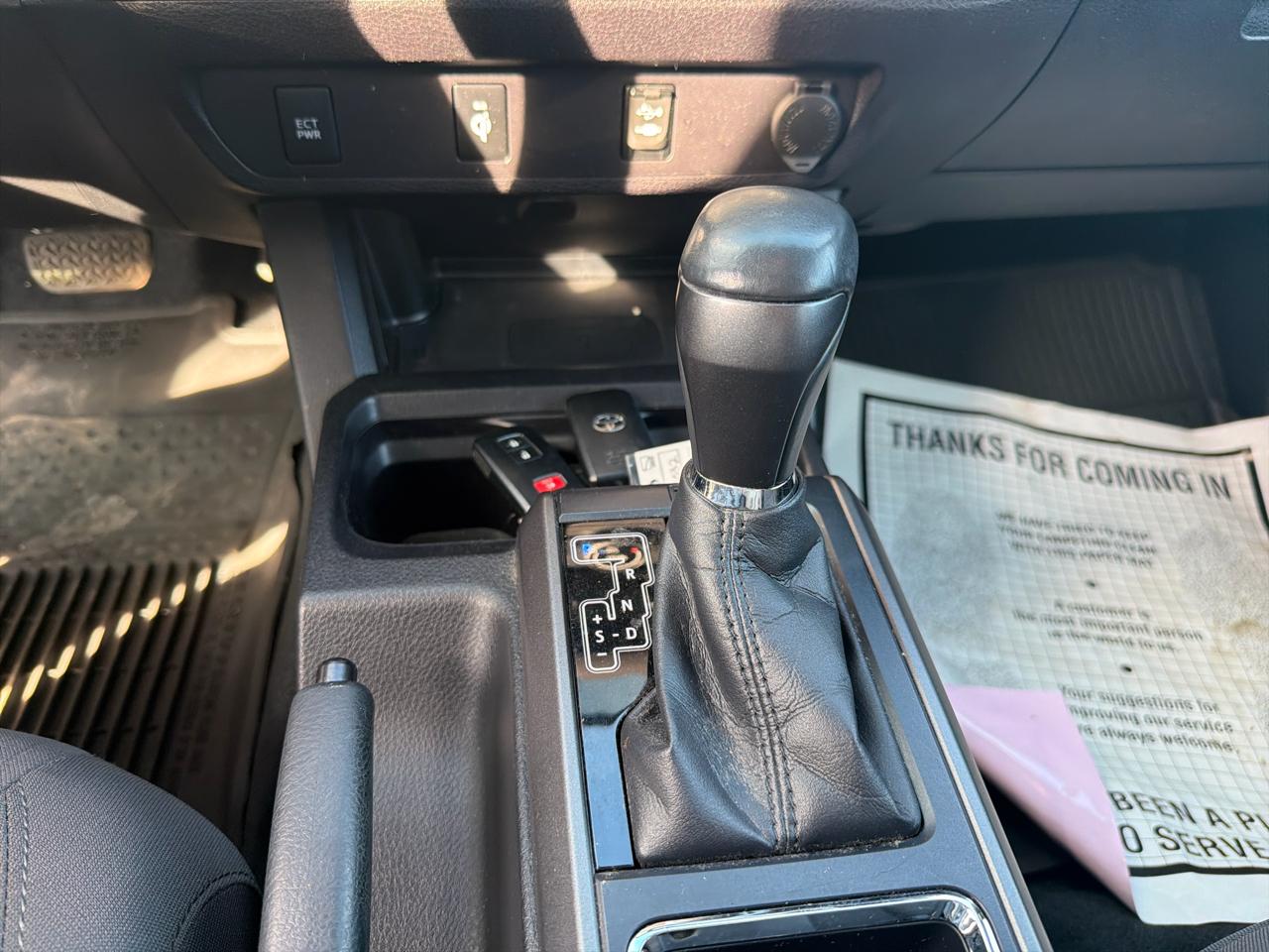 Toyota Tacoma TRD Sport Double Cab 5' Bed V6 4x4 MT (Natl) 2017