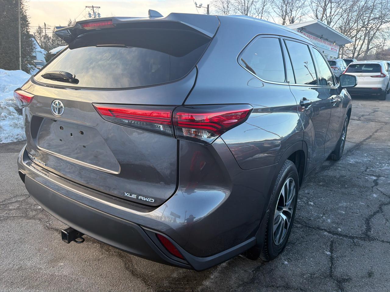Toyota Highlander XLE AWD (Natl) 2022