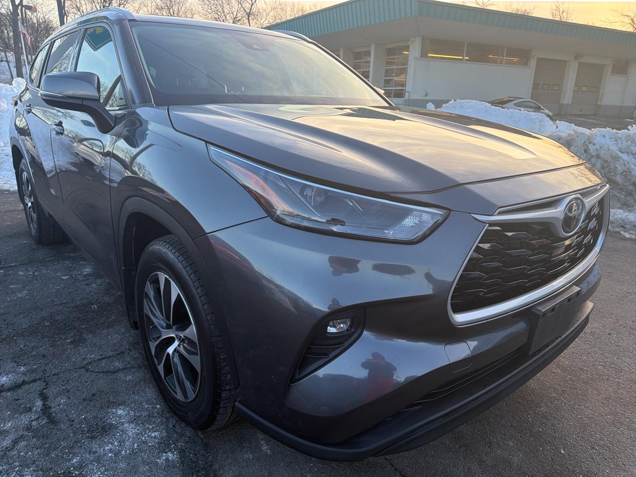 Toyota Highlander XLE AWD (Natl) 2022