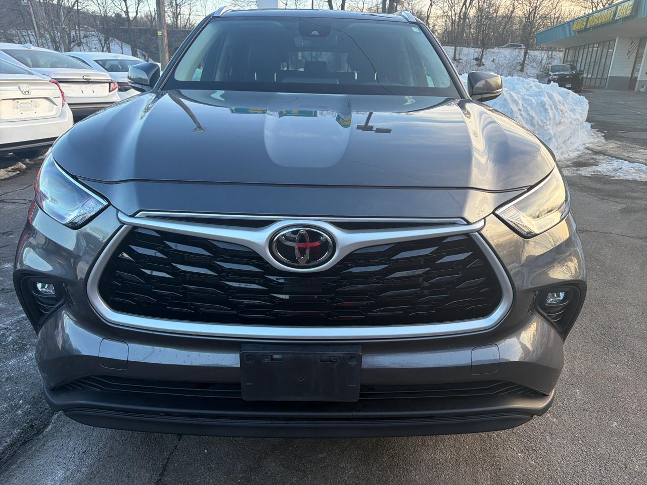 Toyota Highlander XLE AWD (Natl) 2022