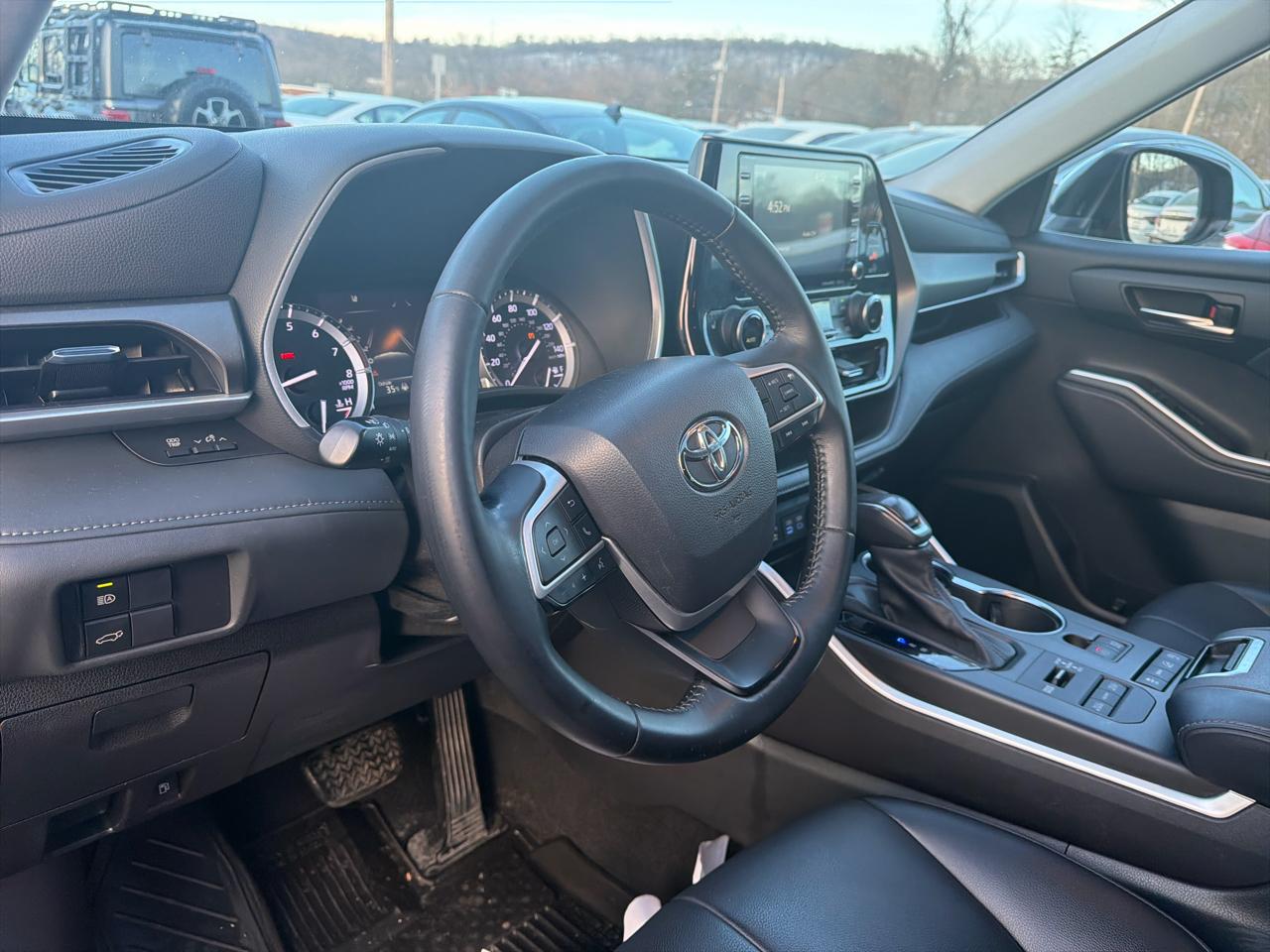 Toyota Highlander XLE AWD (Natl) 2022