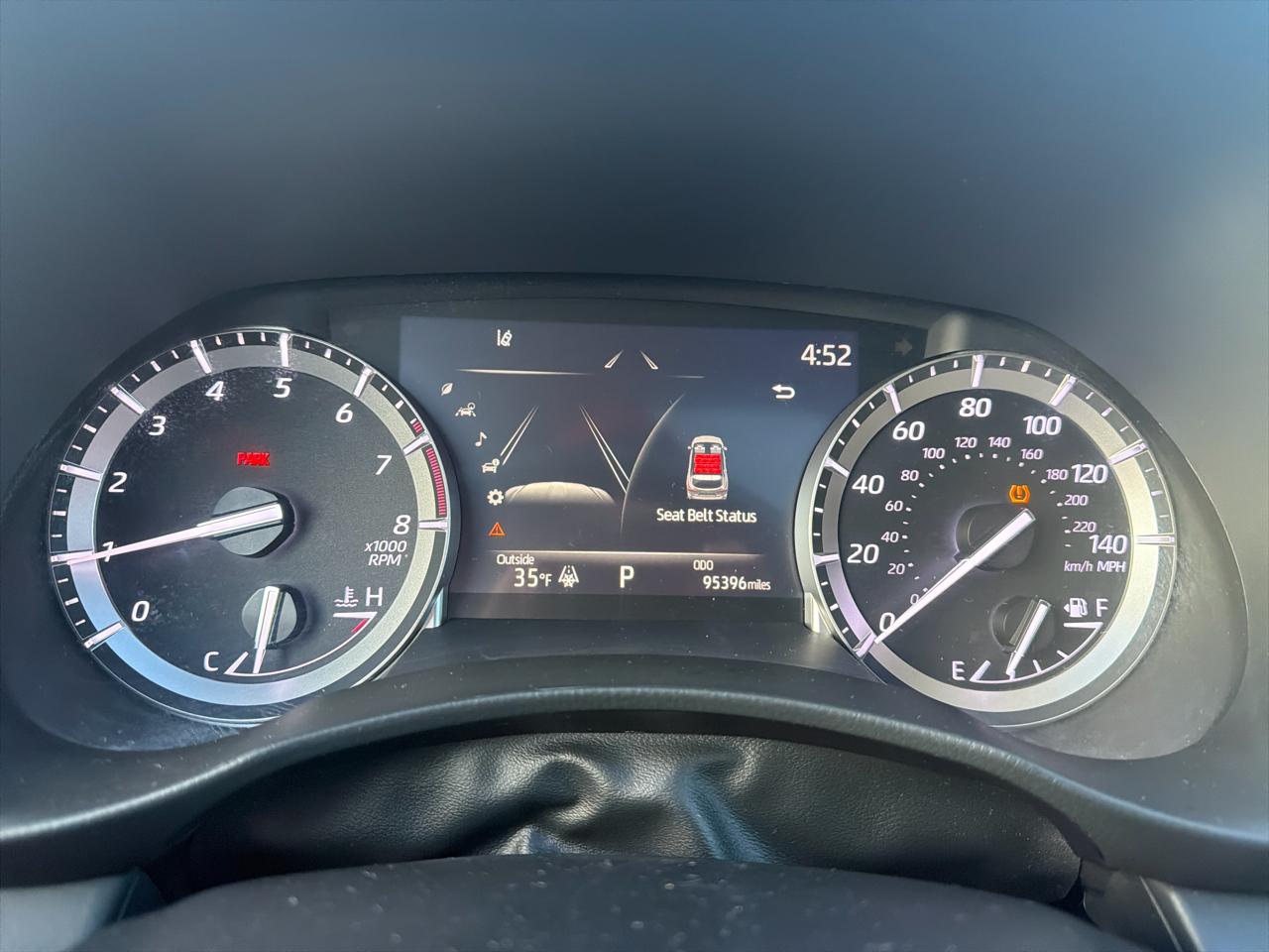 Toyota Highlander XLE AWD (Natl) 2022