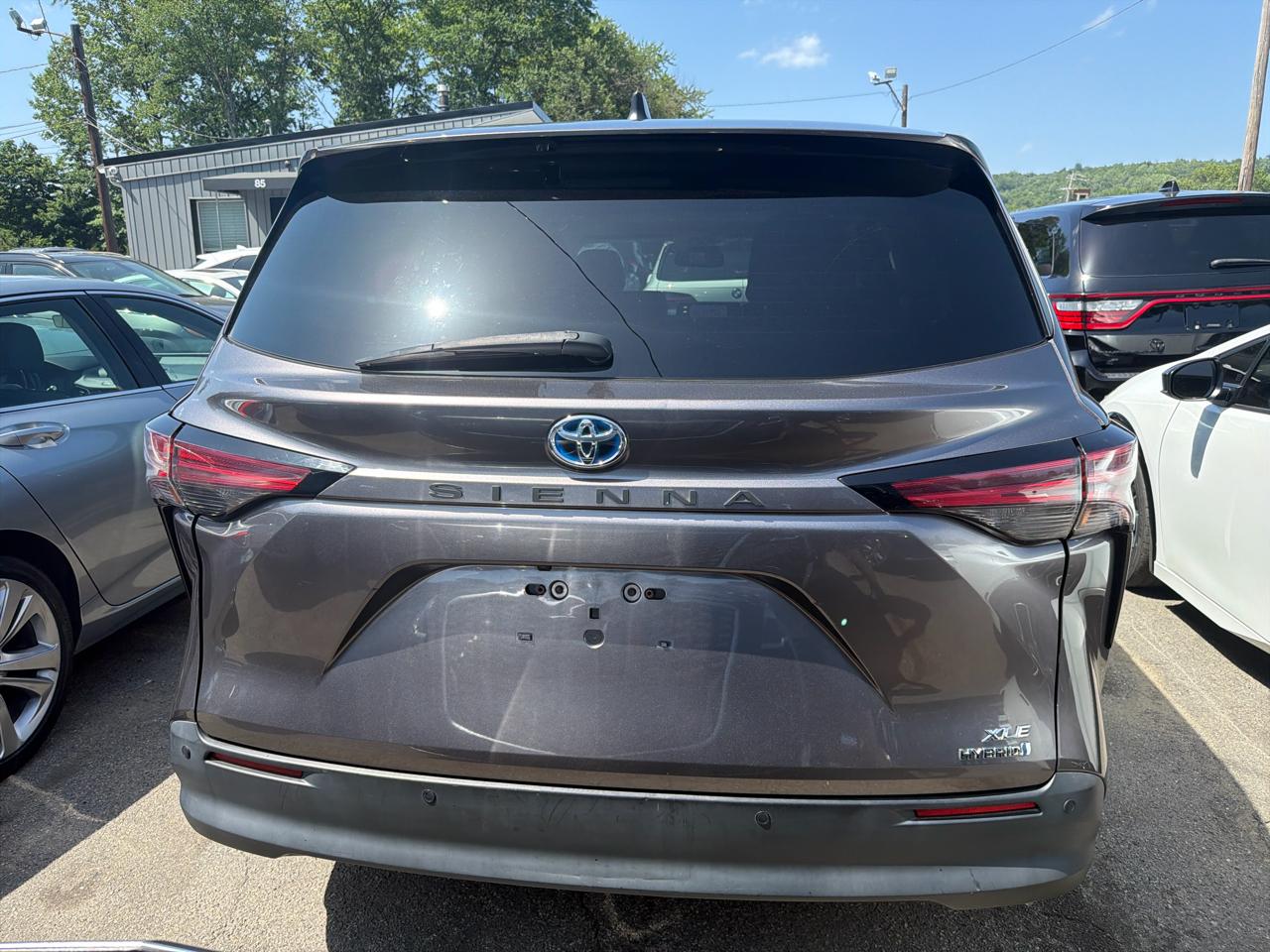 Toyota Sienna XLE FWD 7-Passenger (Natl) 2021