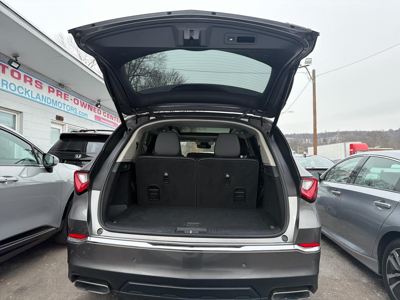 Acura MDX SH-AWD w/Technology Package 2023