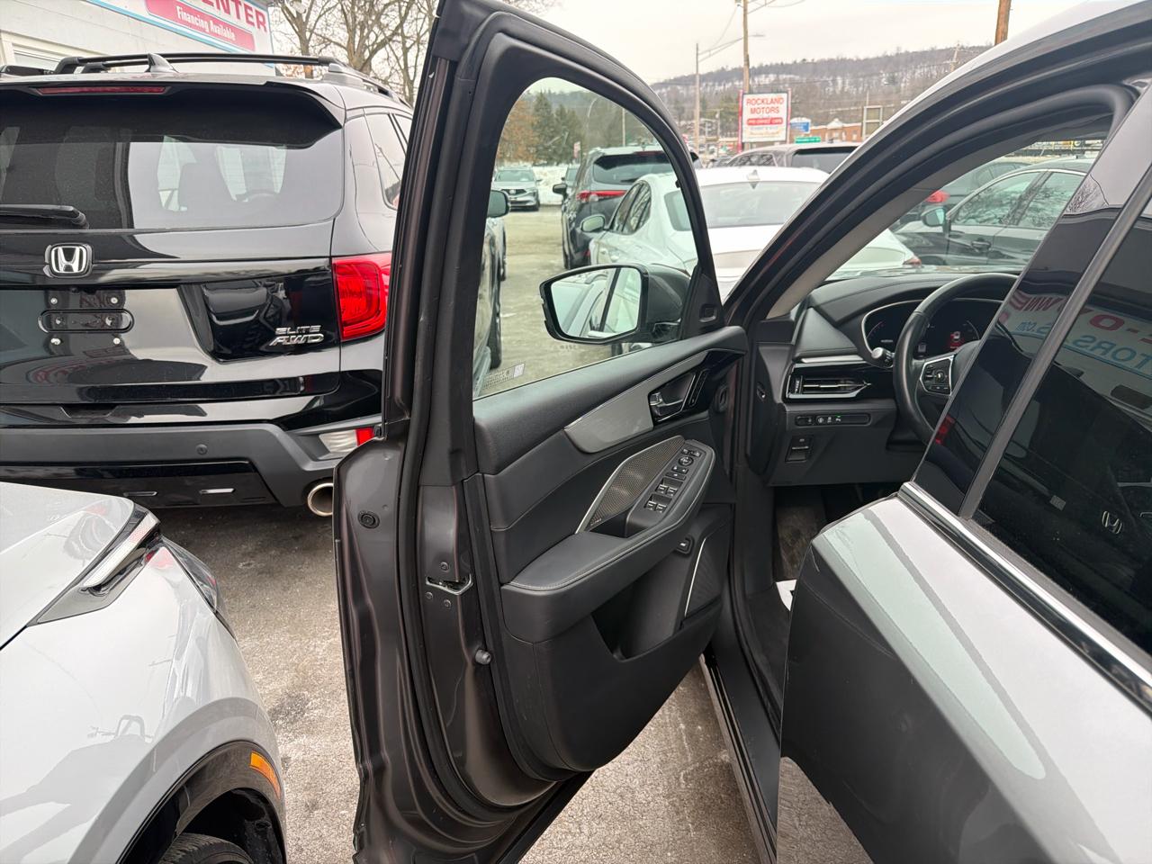 Acura MDX SH-AWD w/Technology Package 2023