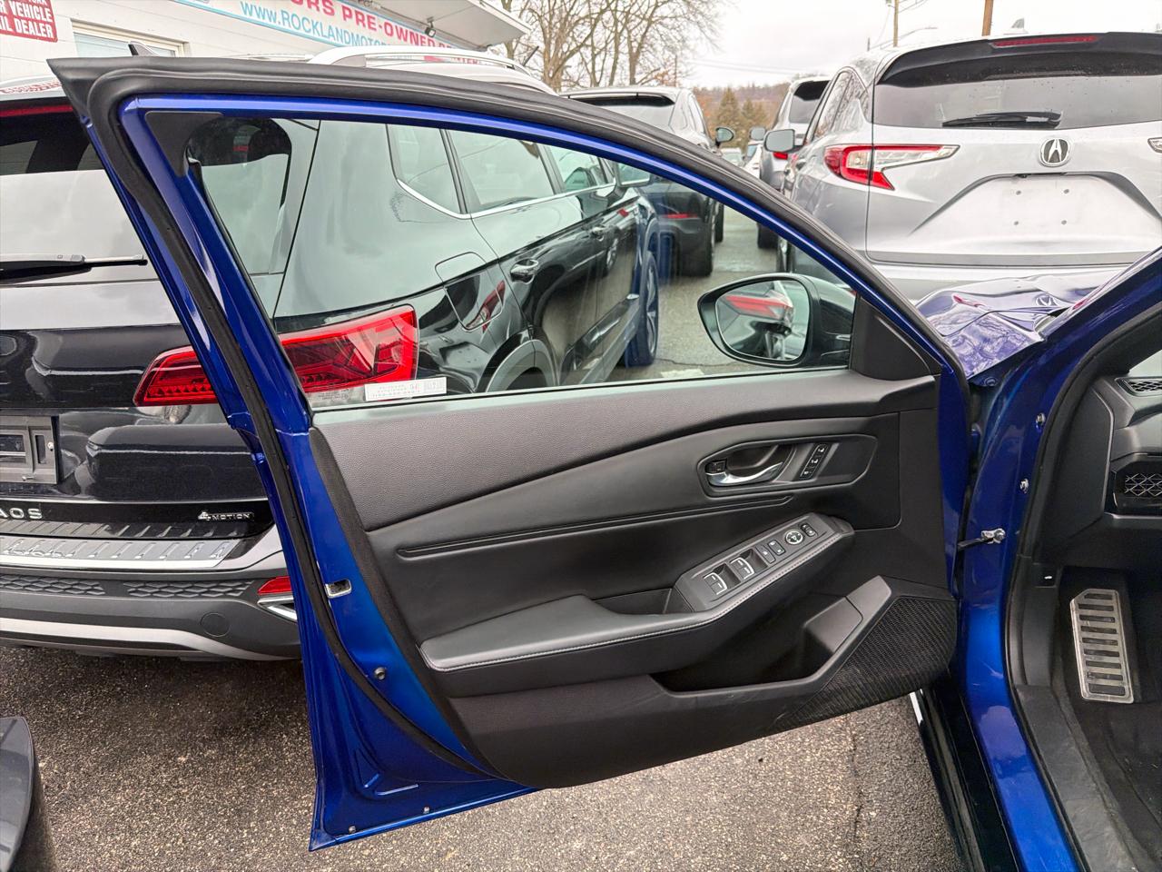 Honda Accord Hybrid Sport-L Sedan 2023