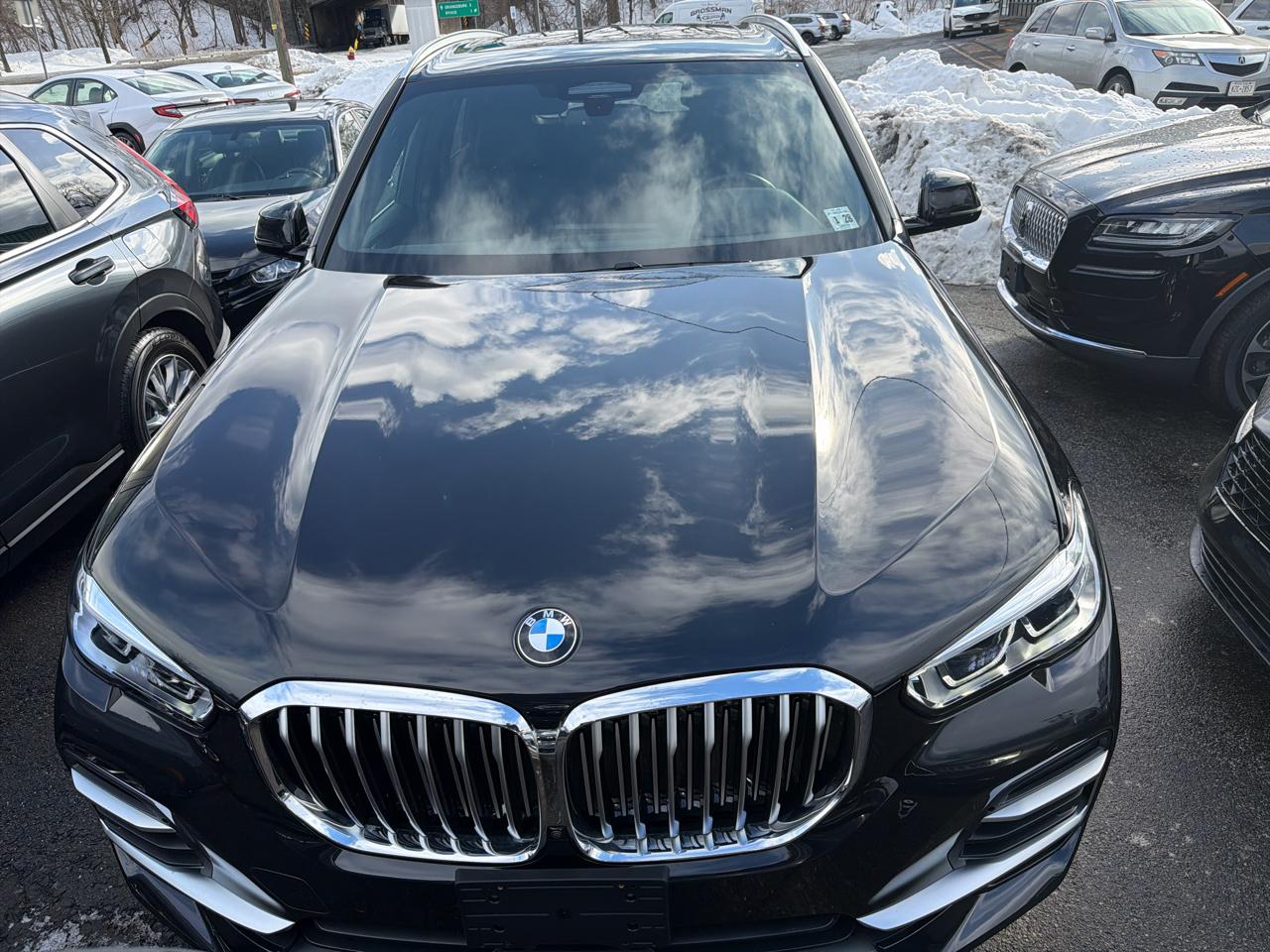 BMW X5 xDrive40i Sports Activity Vehicle 2023