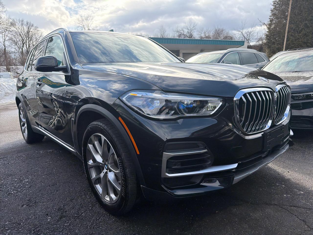 BMW X5 xDrive40i Sports Activity Vehicle 2023