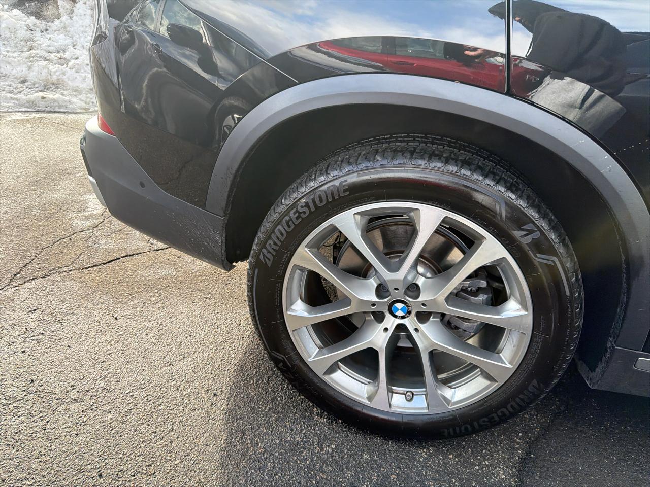 BMW X5 xDrive40i Sports Activity Vehicle 2023