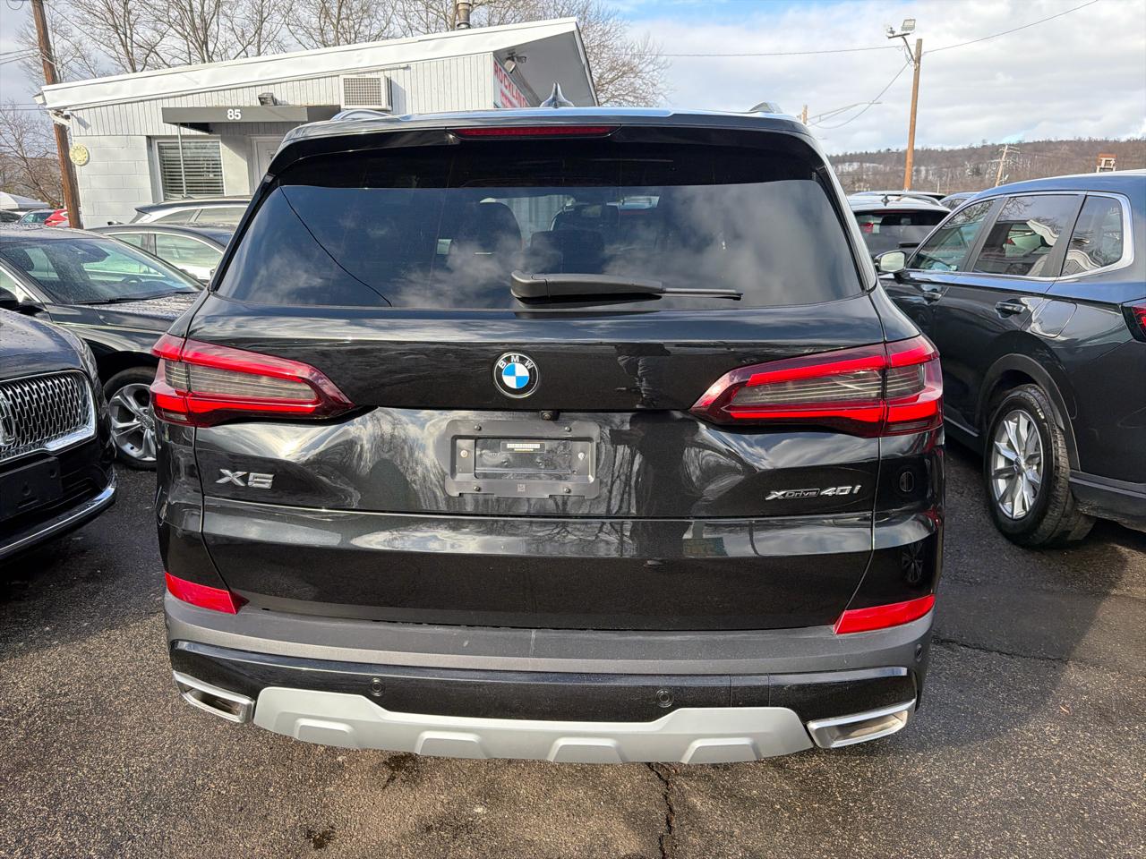 BMW X5 xDrive40i Sports Activity Vehicle 2023