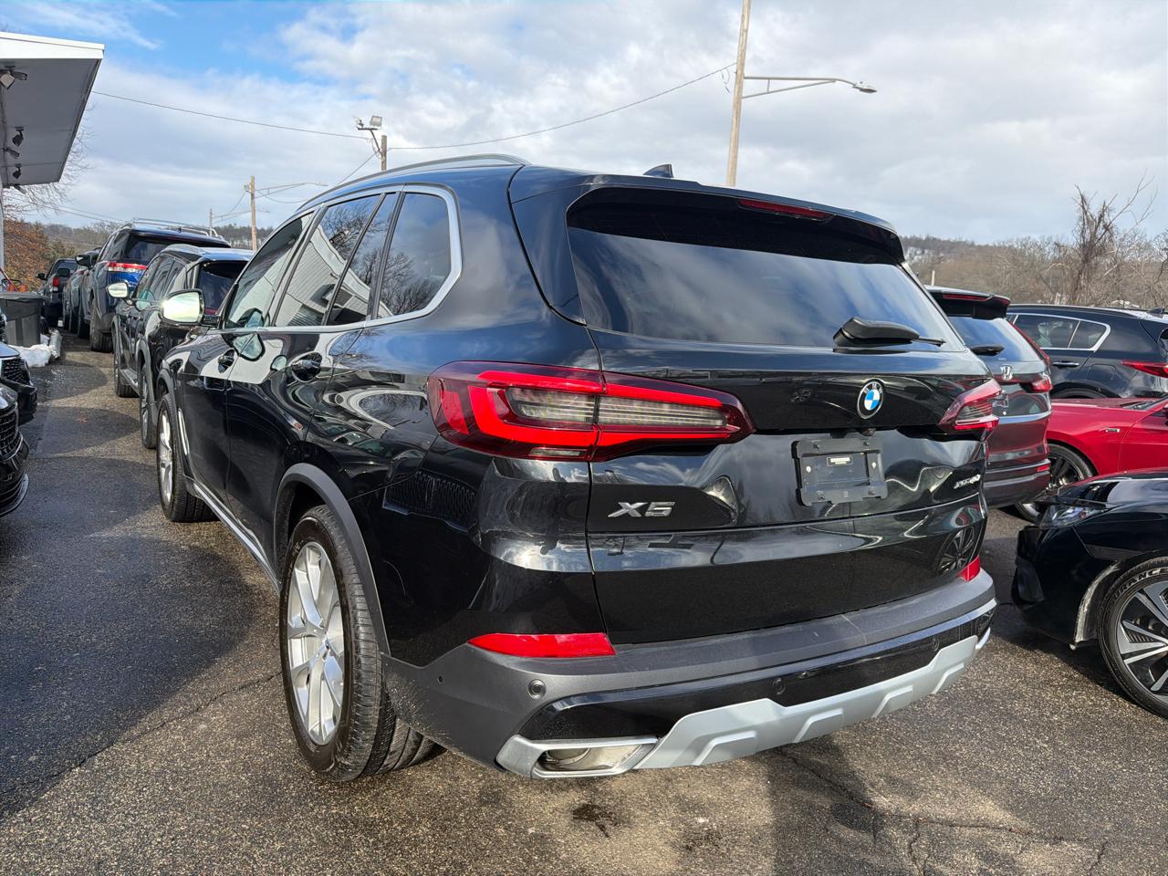 BMW X5 xDrive40i Sports Activity Vehicle 2023