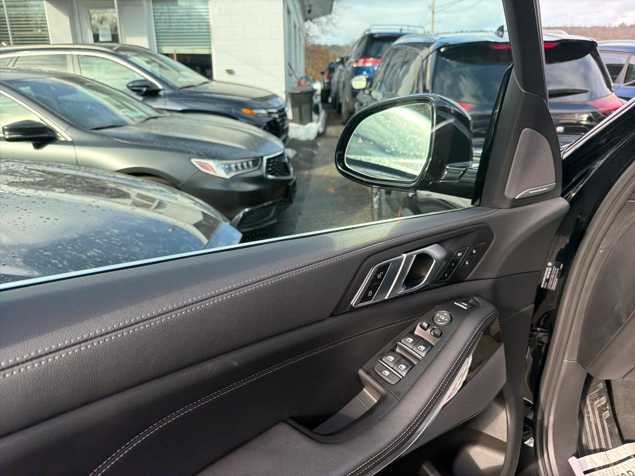 BMW X5 xDrive40i Sports Activity Vehicle 2023