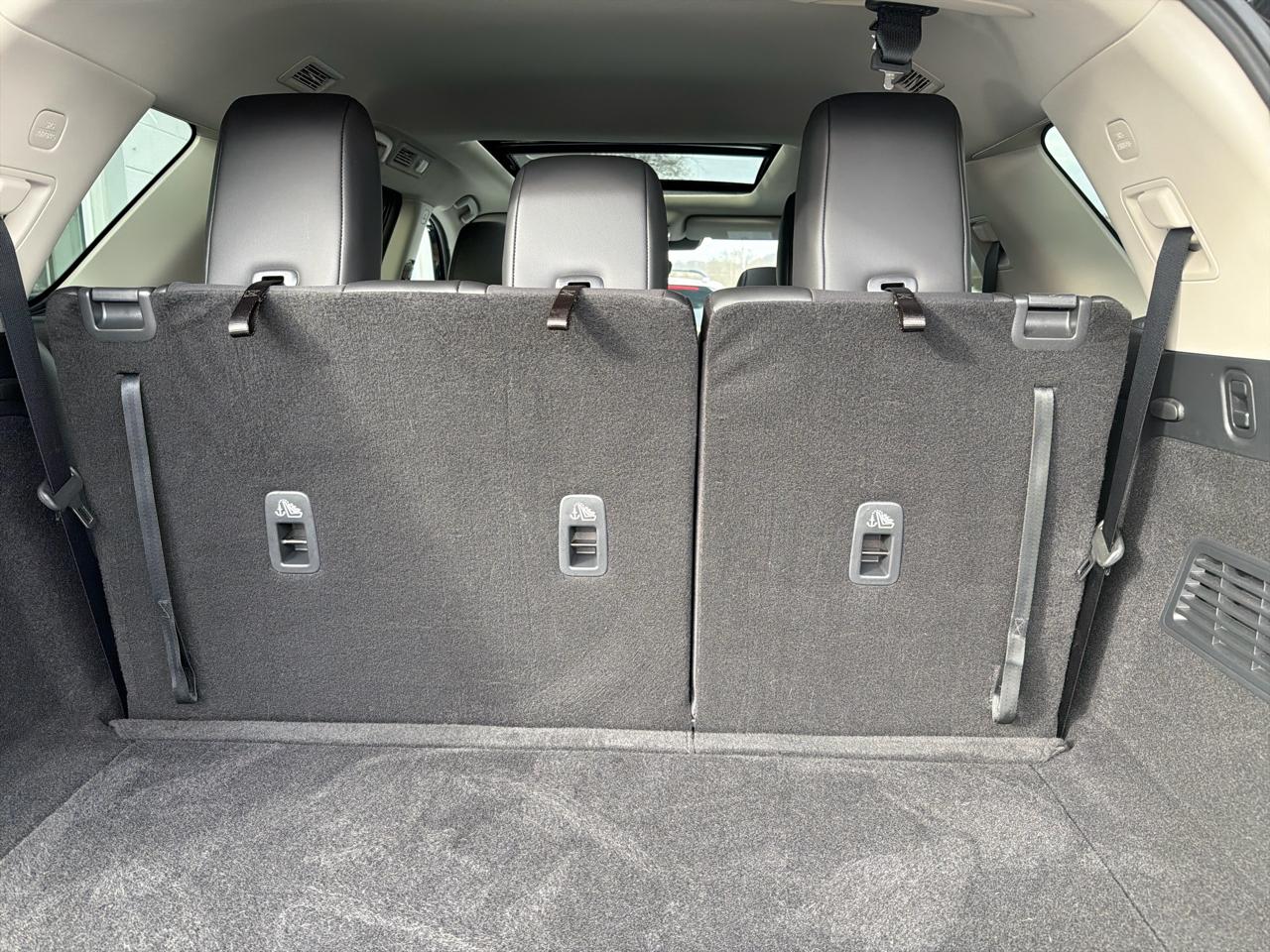 Nissan Pathfinder SL 4WD 2025