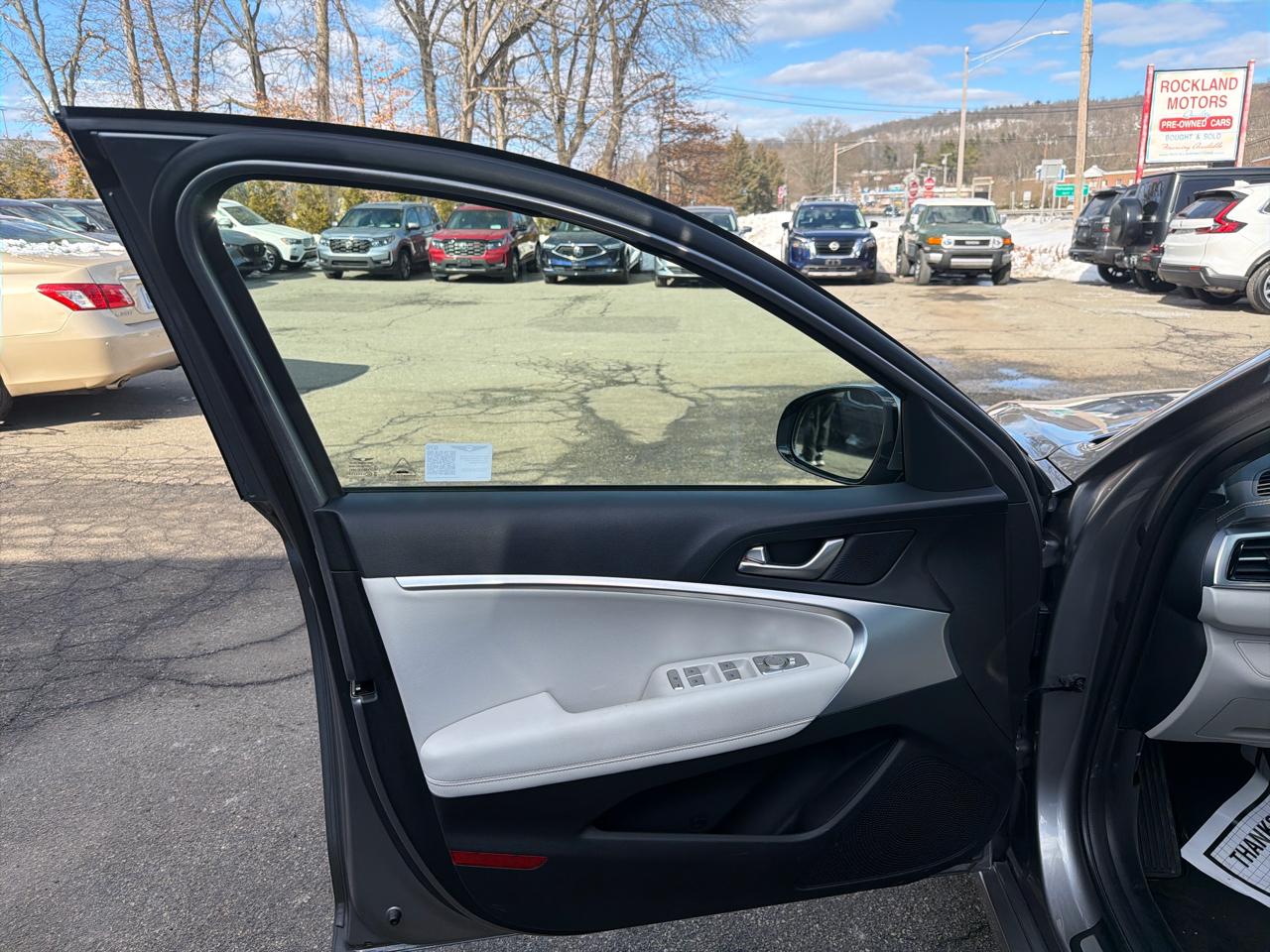 Genesis G70 2.5T AWD 2024