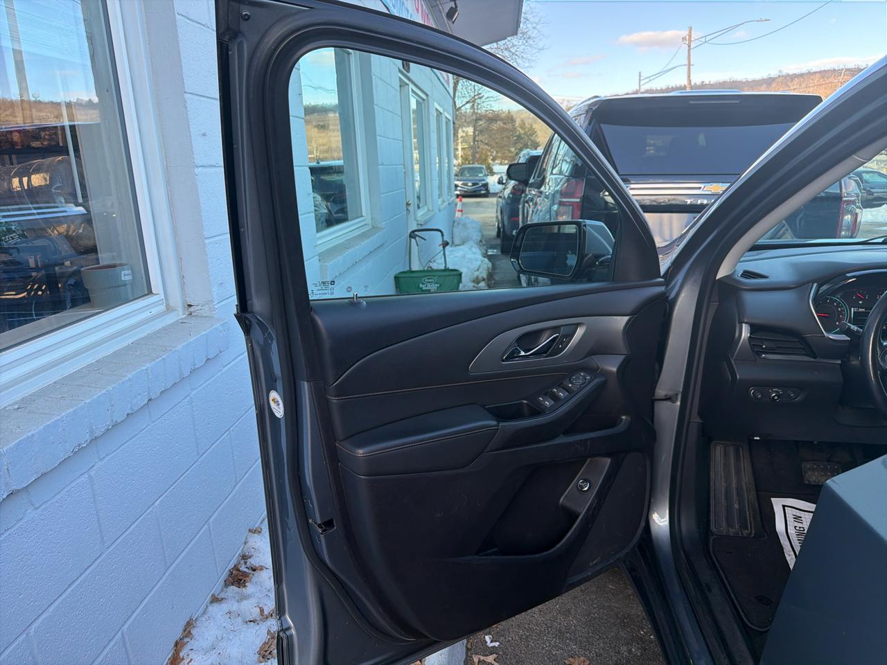 Chevrolet Traverse AWD 4dr LT Cloth w/1LT 2019