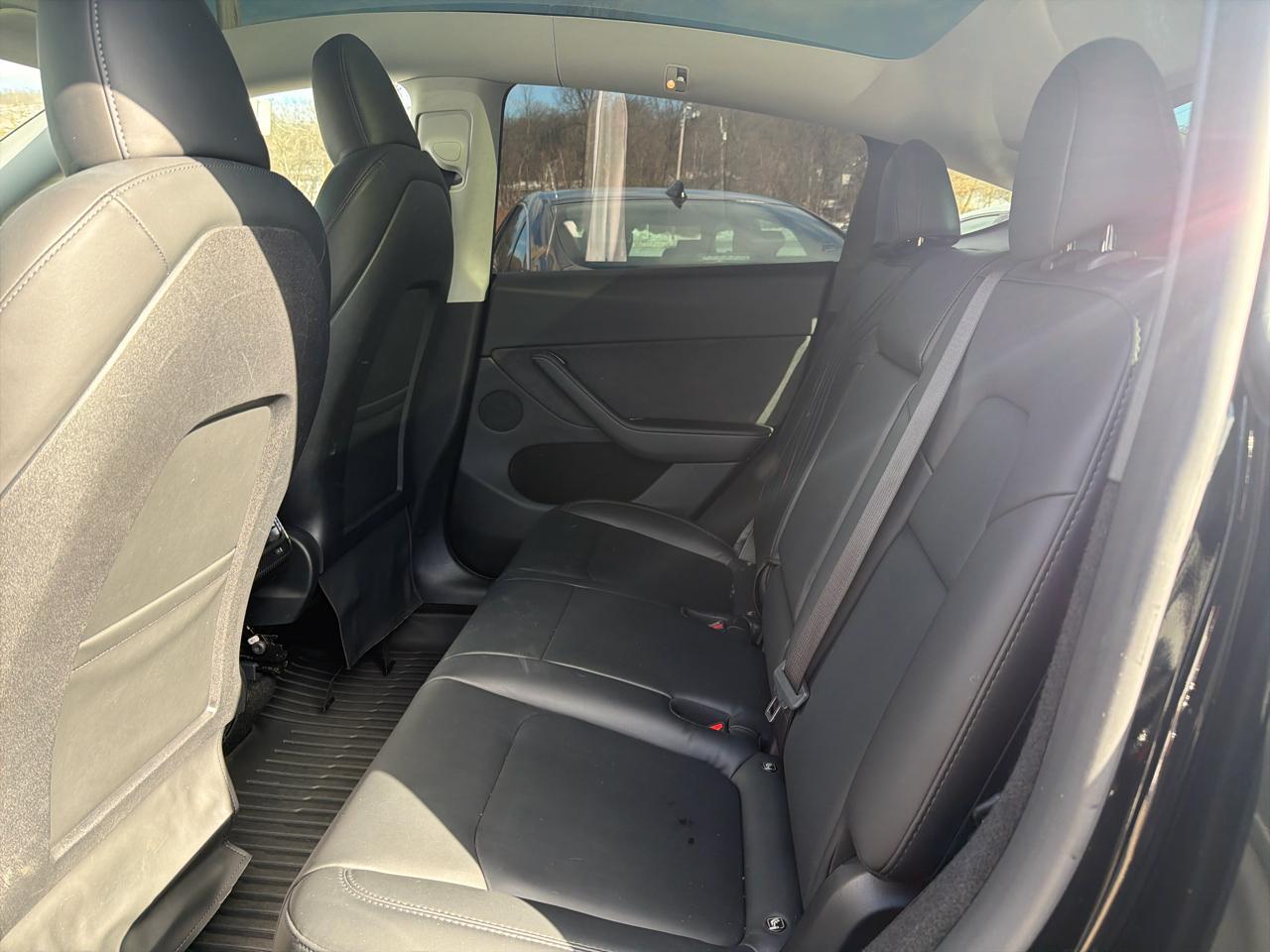 Tesla Model Y Long Range AWD 2024