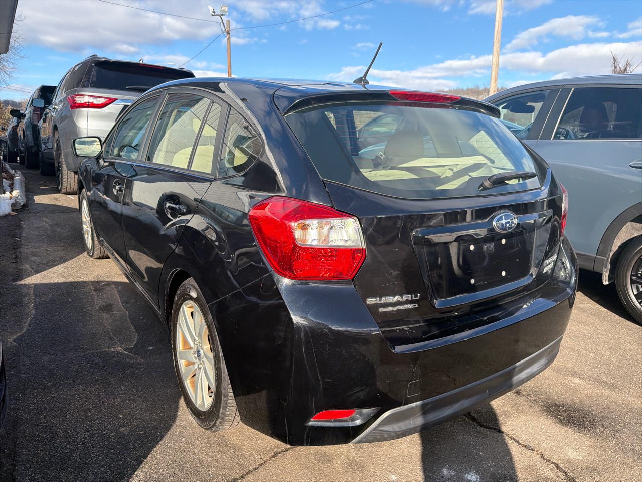 Subaru Impreza Wagon 5dr CVT 2.0i Premium 2015