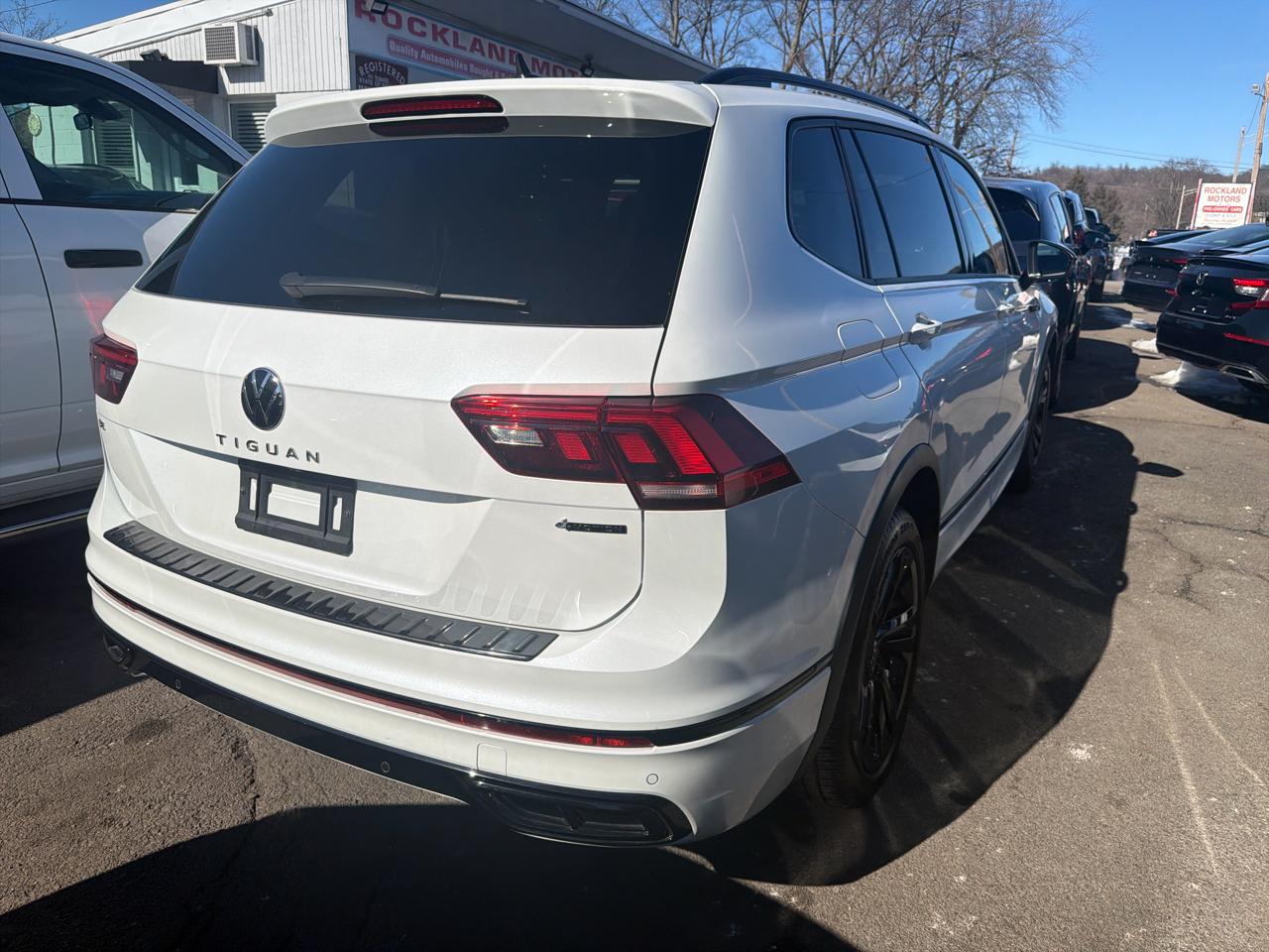 Volkswagen Tiguan 2.0T SE R-Line Black 4MOTION 2023