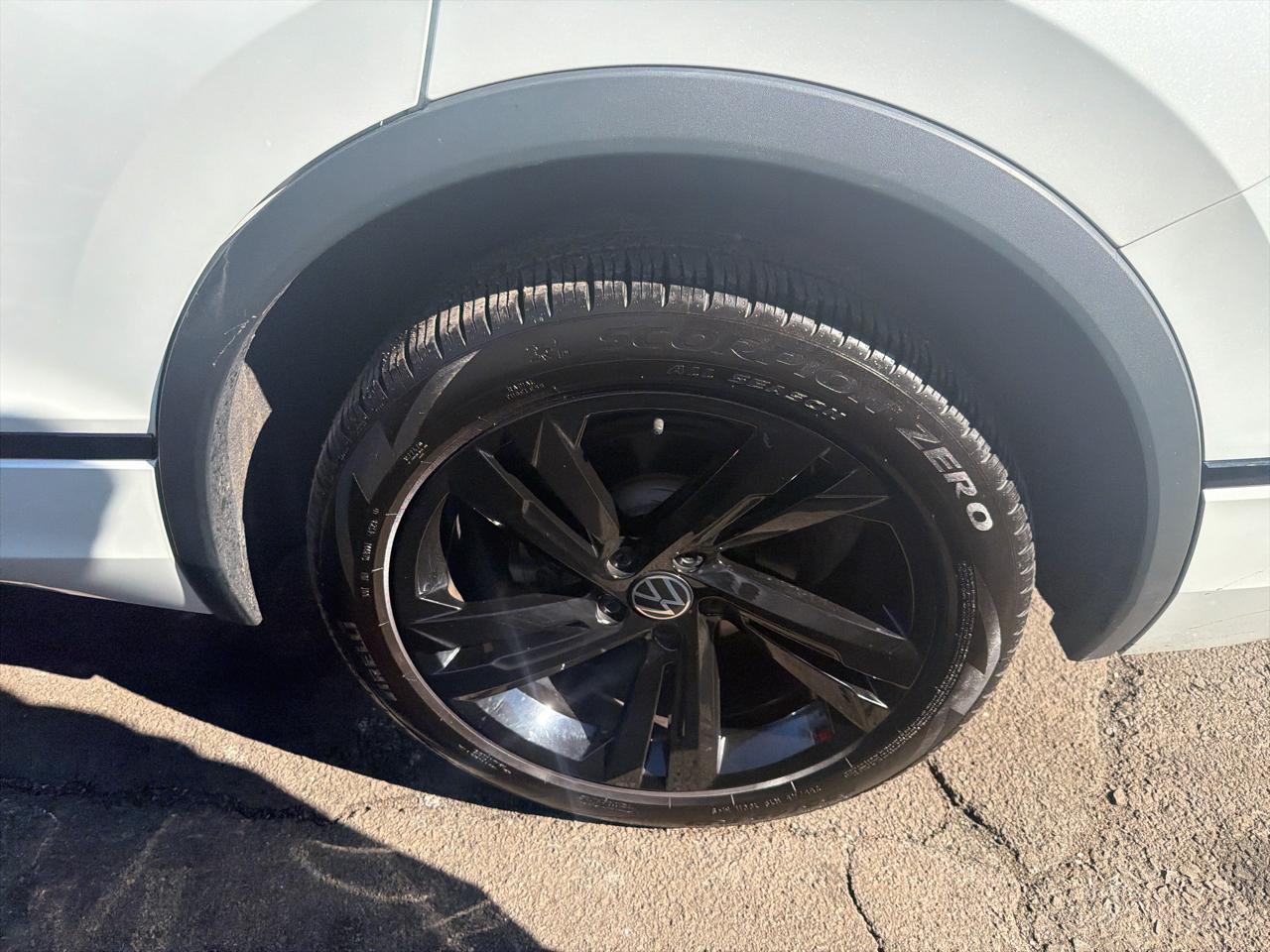 Volkswagen Tiguan 2.0T SE R-Line Black 4MOTION 2023