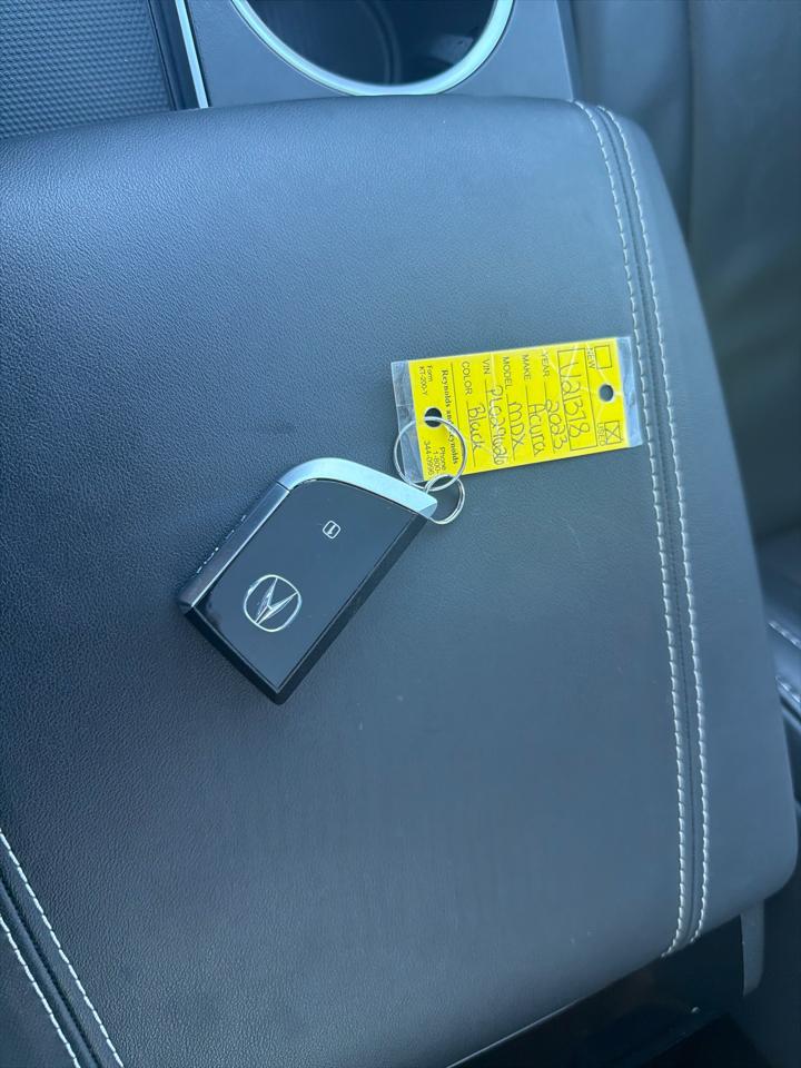 Acura MDX SH-AWD w/Technology Package 2023