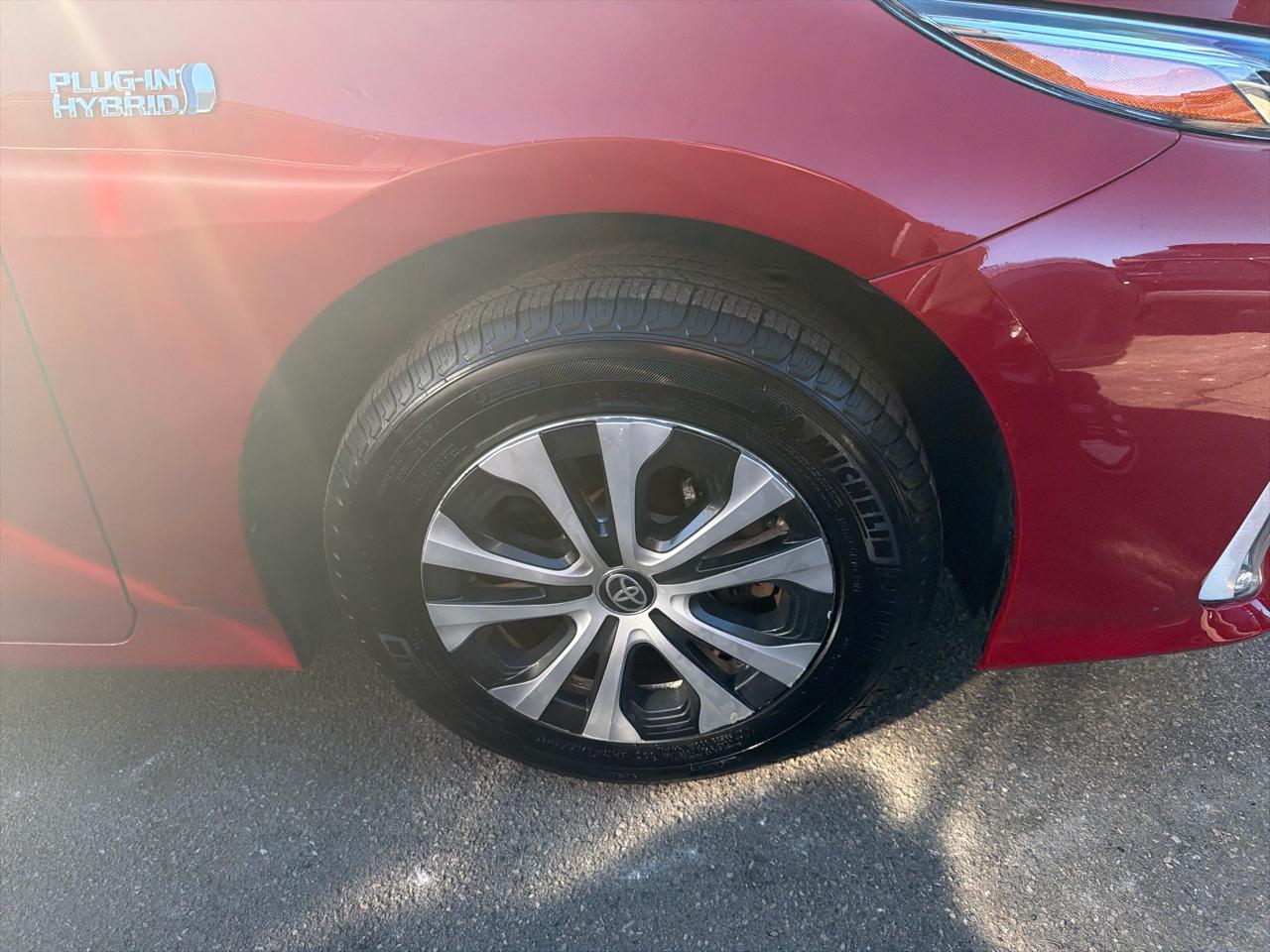 Toyota Prius Prime Limited (Natl) 2020