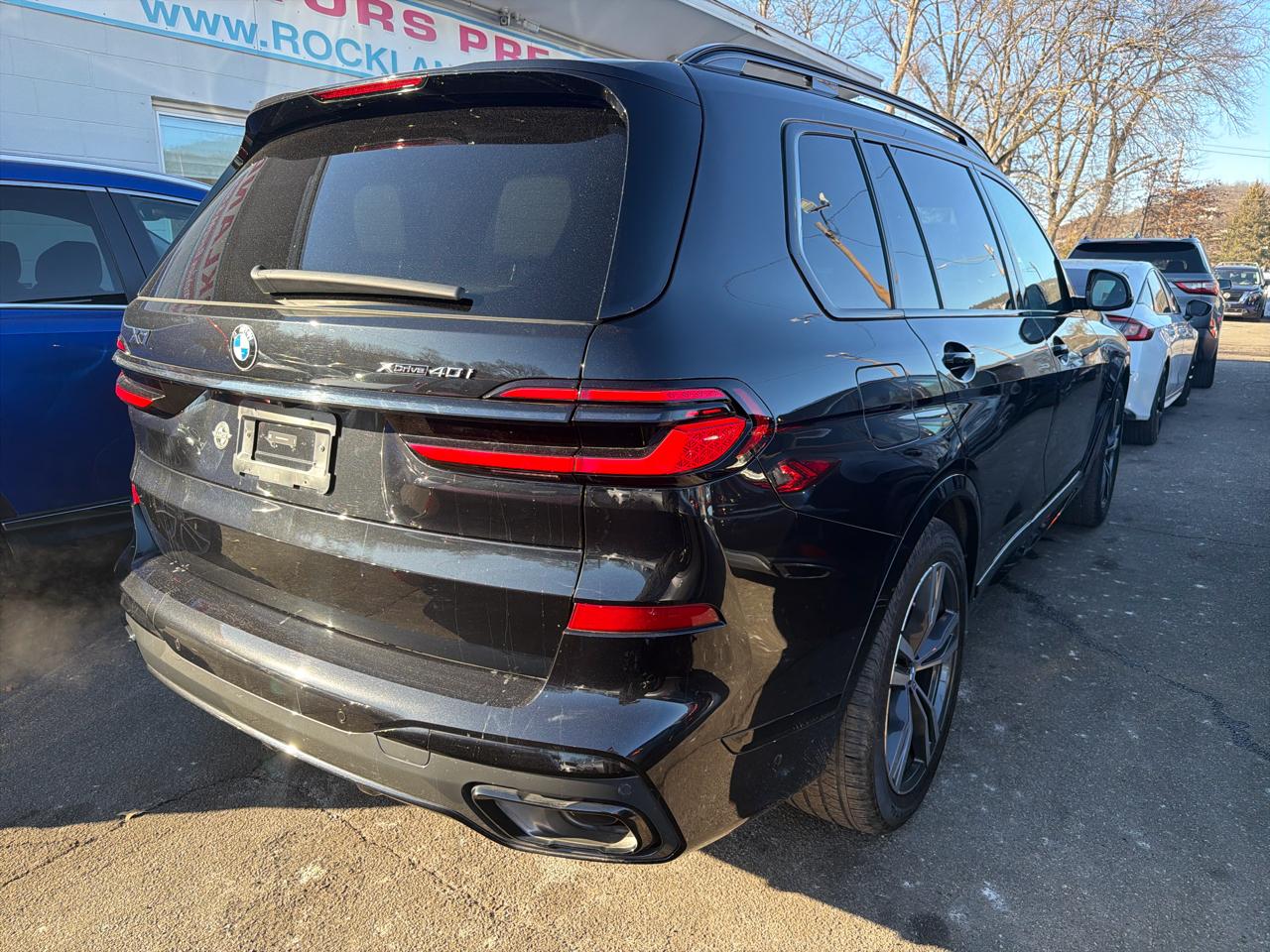 BMW X7  2025