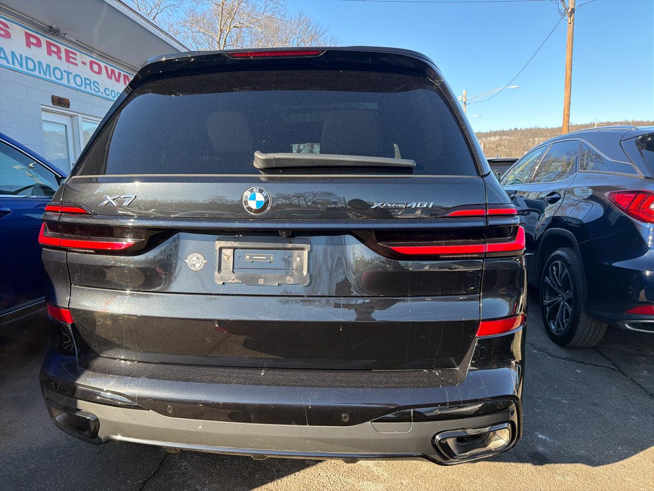 BMW X7  2025