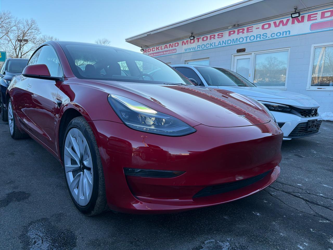 Tesla Model 3 Sedan 2023