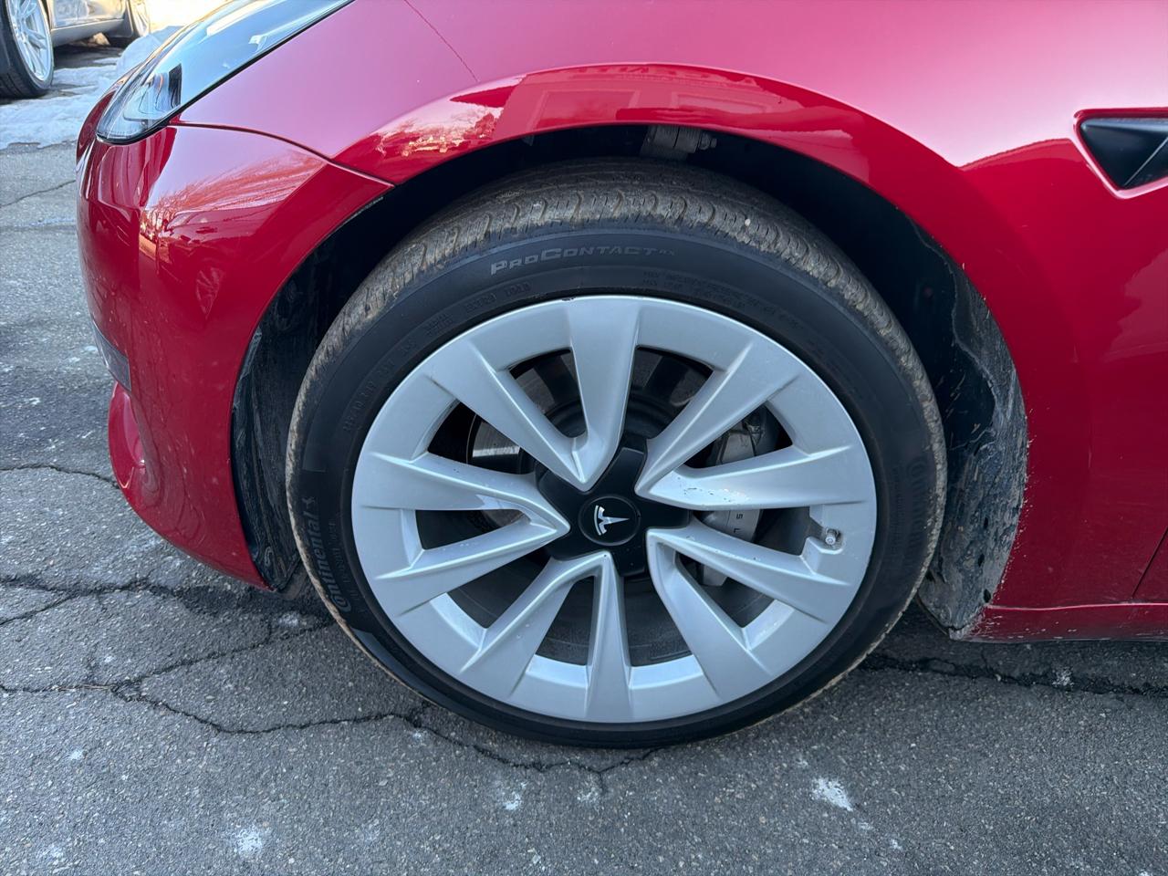 Tesla Model 3 Sedan 2023