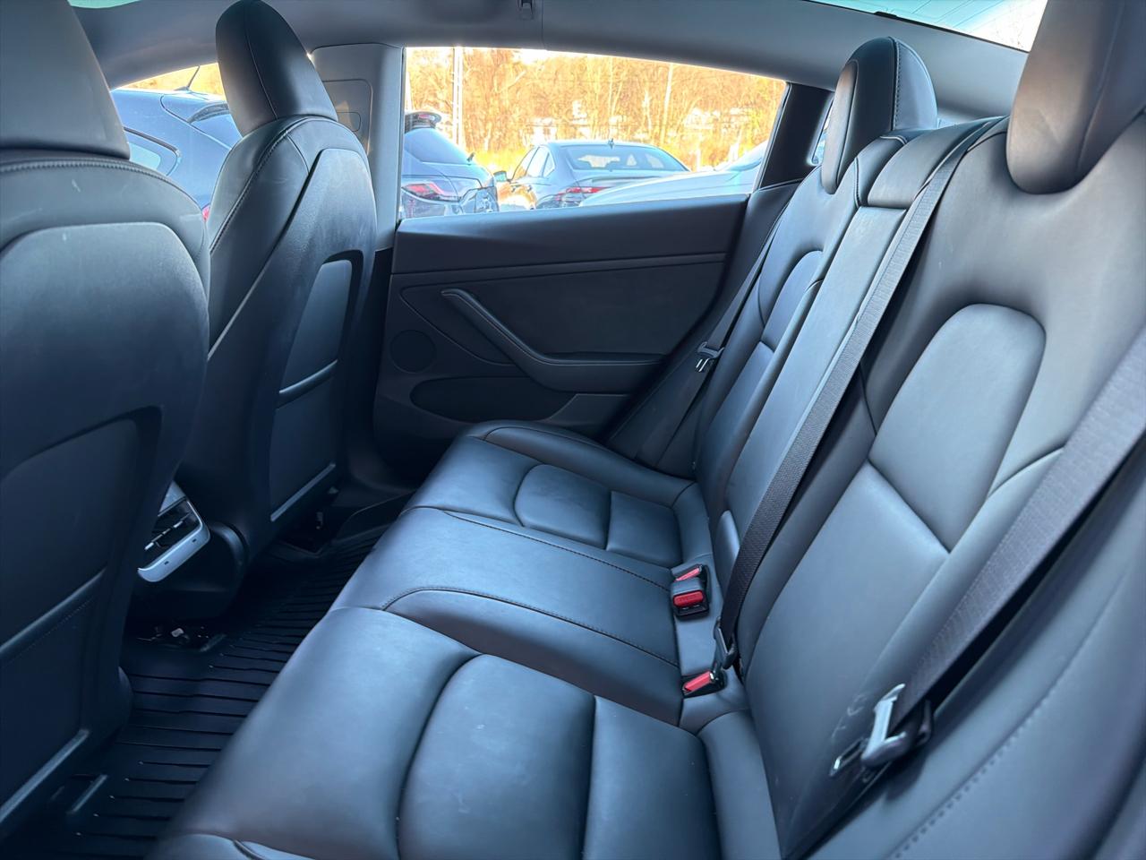 Tesla Model 3 Sedan 2023