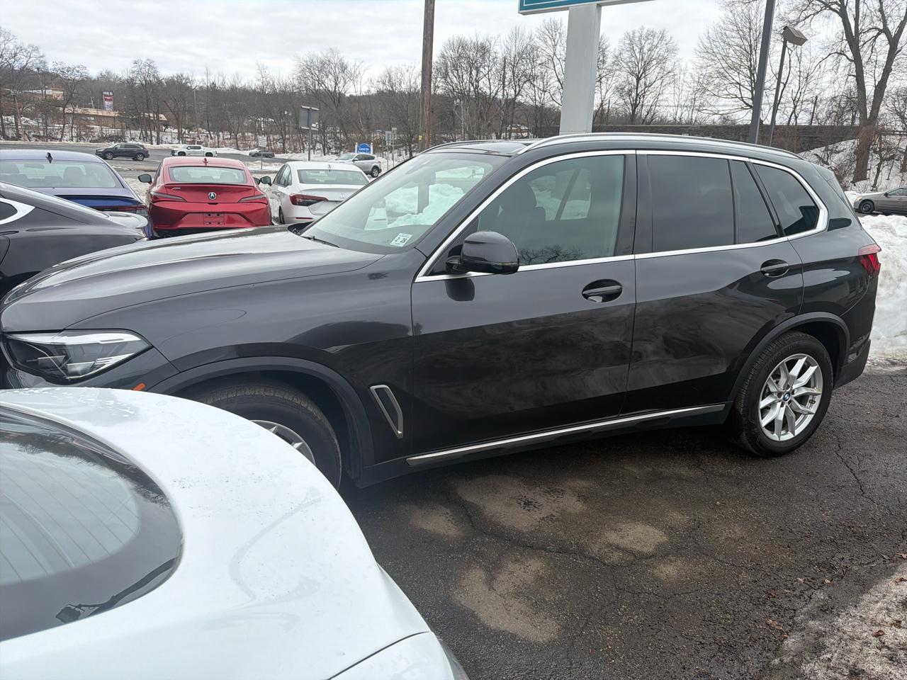 BMW X5 xDrive40i Sports Activity Vehicle 2023