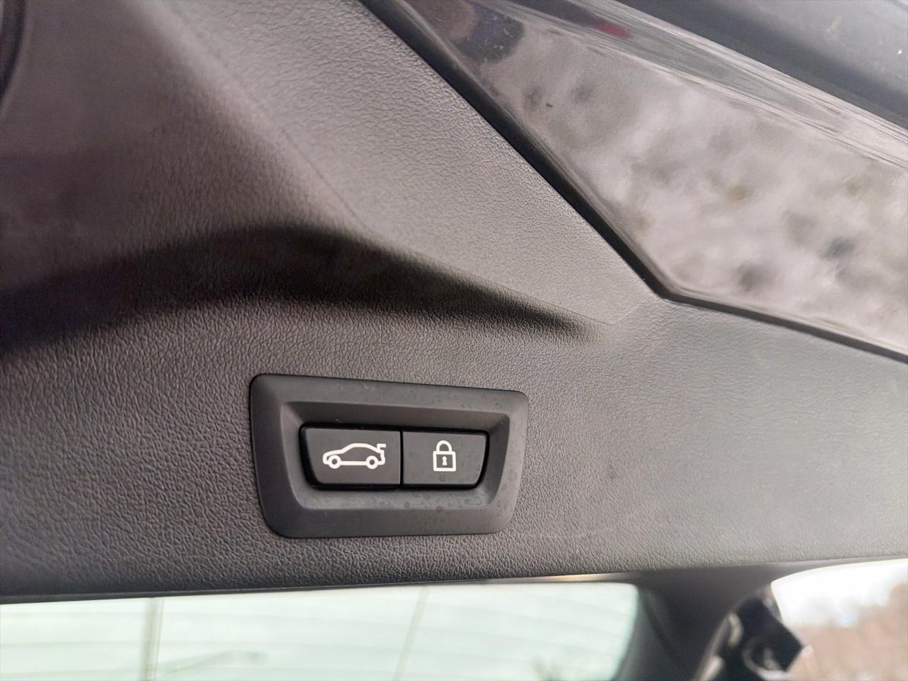 BMW X5 xDrive40i Sports Activity Vehicle 2023