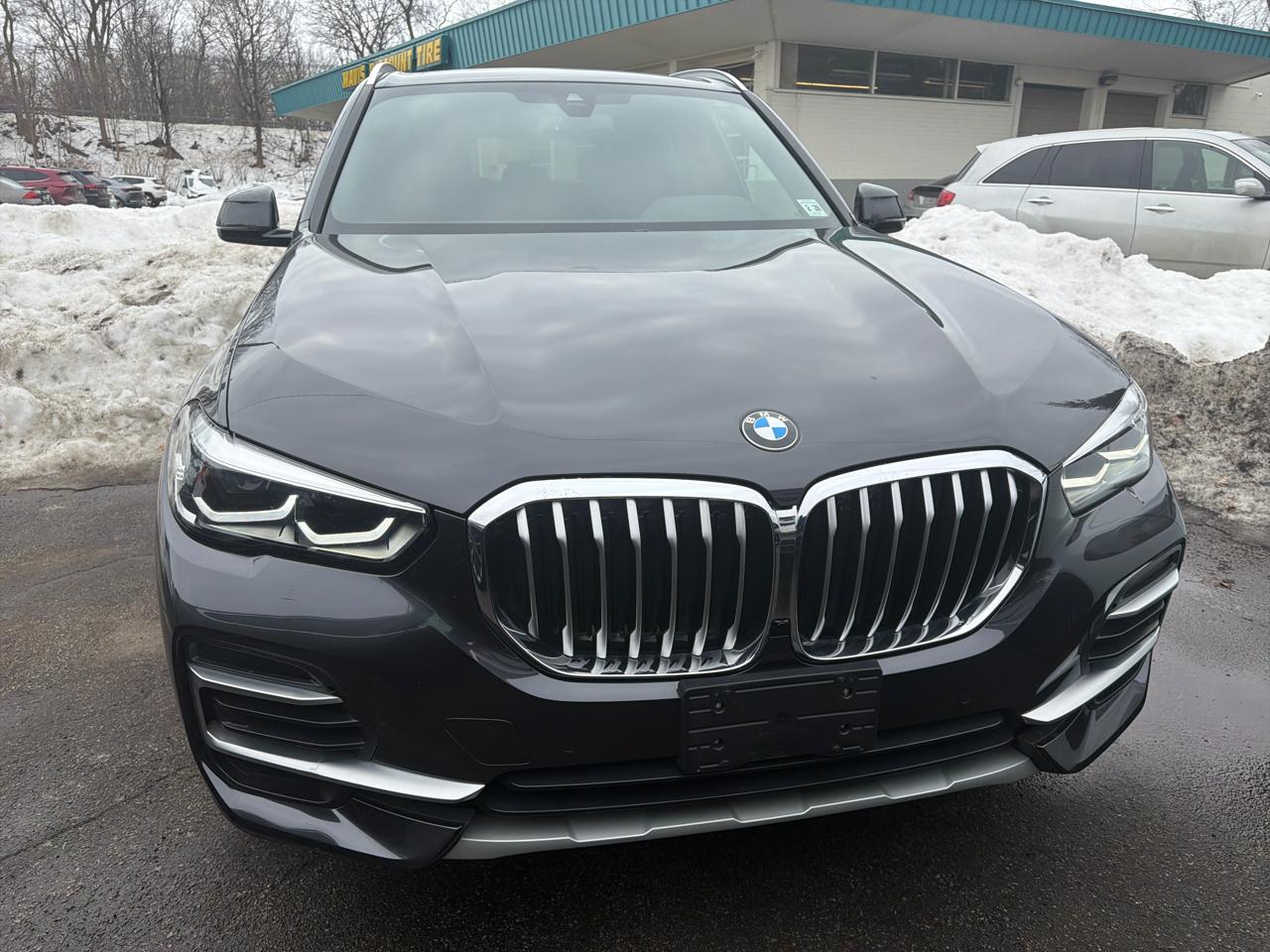 BMW X5 xDrive40i Sports Activity Vehicle 2023