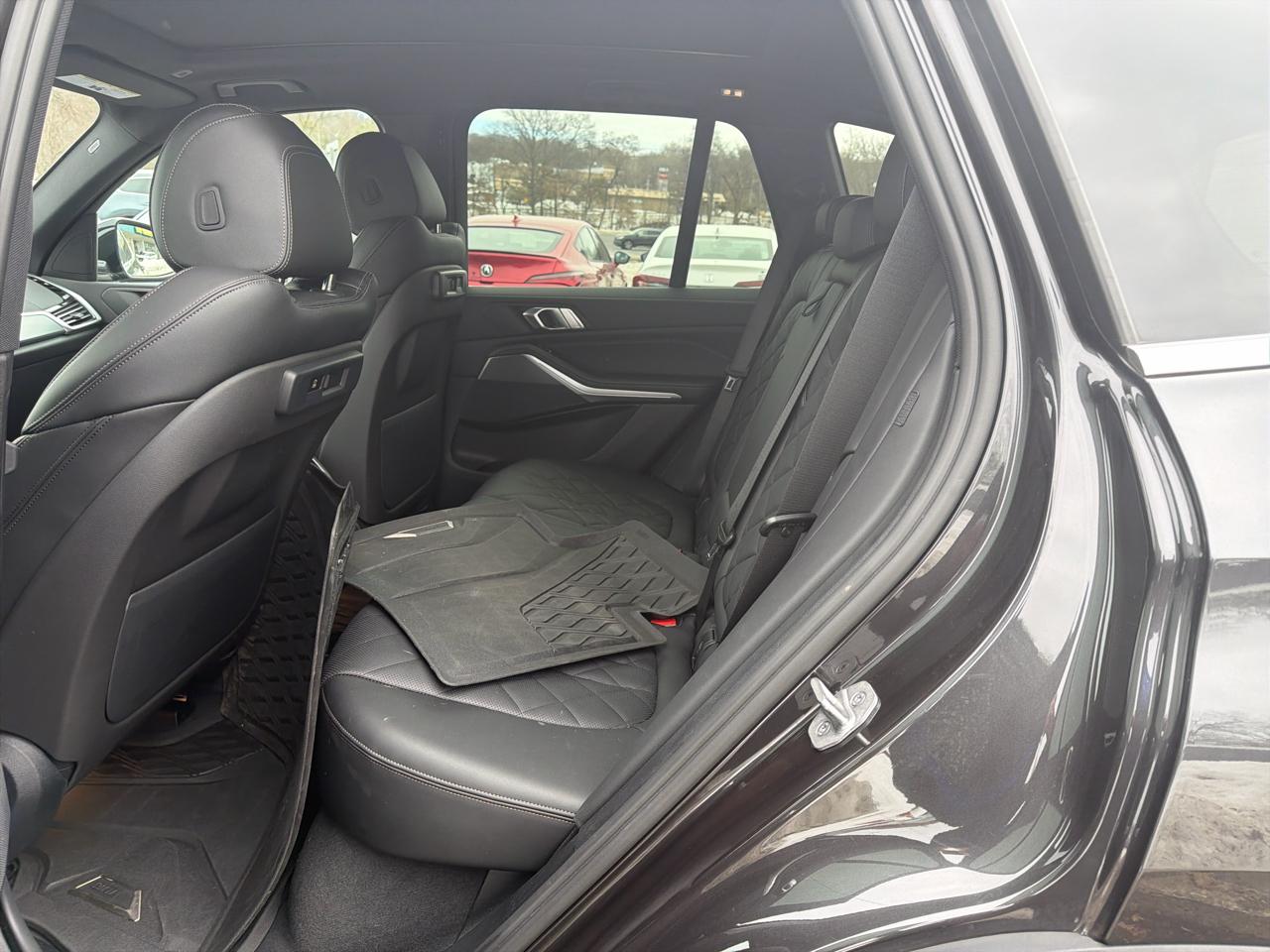 BMW X5 xDrive40i Sports Activity Vehicle 2023