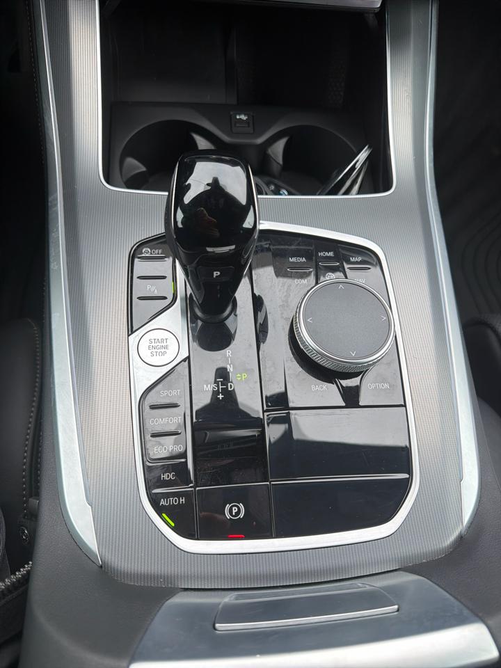 BMW X5 xDrive40i Sports Activity Vehicle 2023