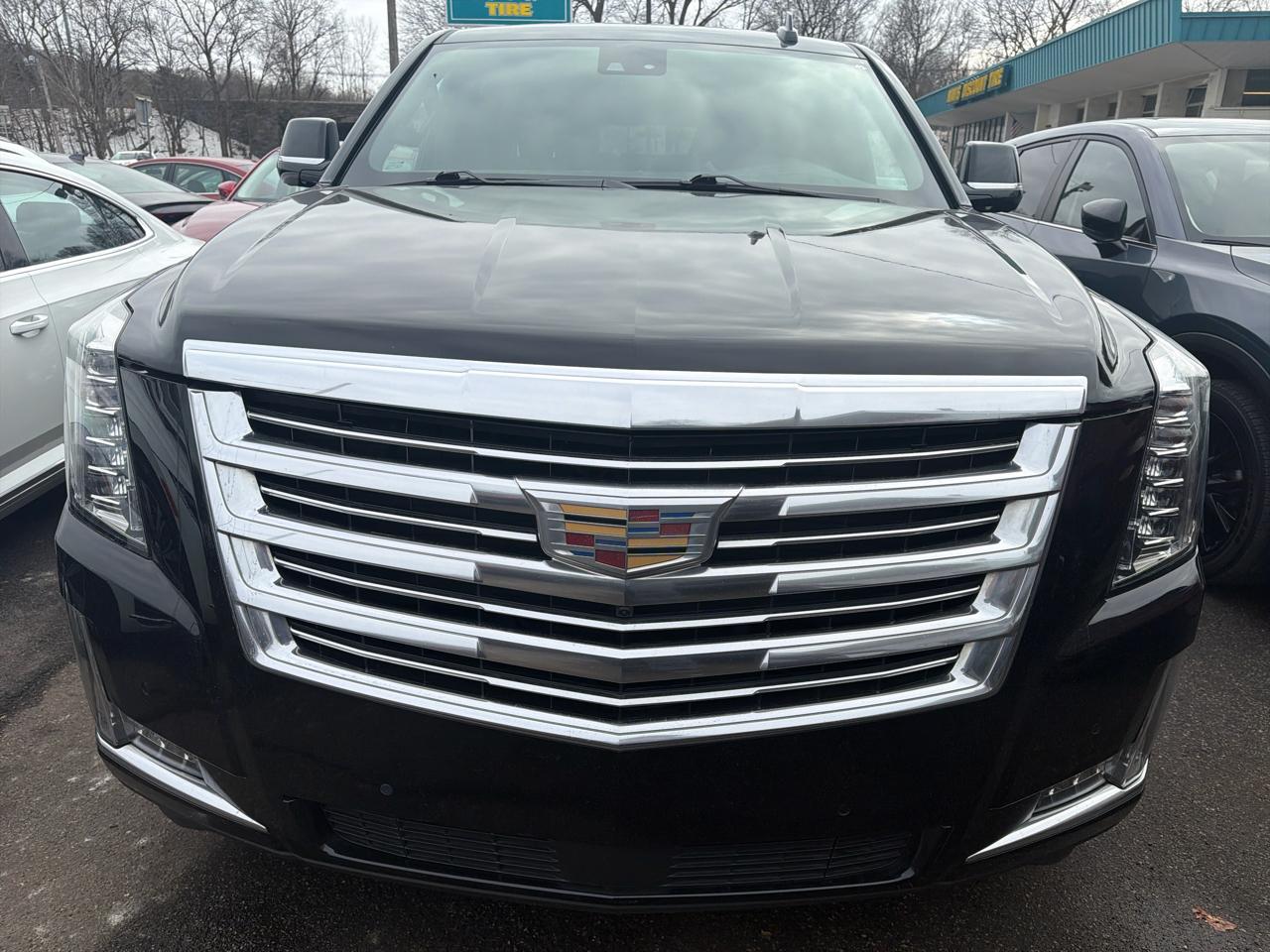 Cadillac Escalade ESV  2020