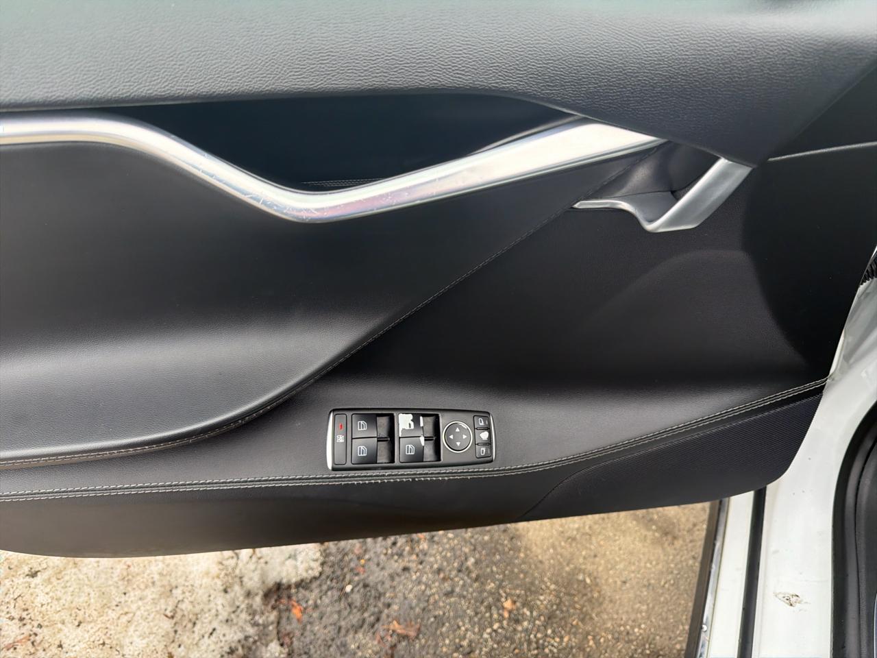 Tesla Model S 4dr Sdn AWD P90D 2015