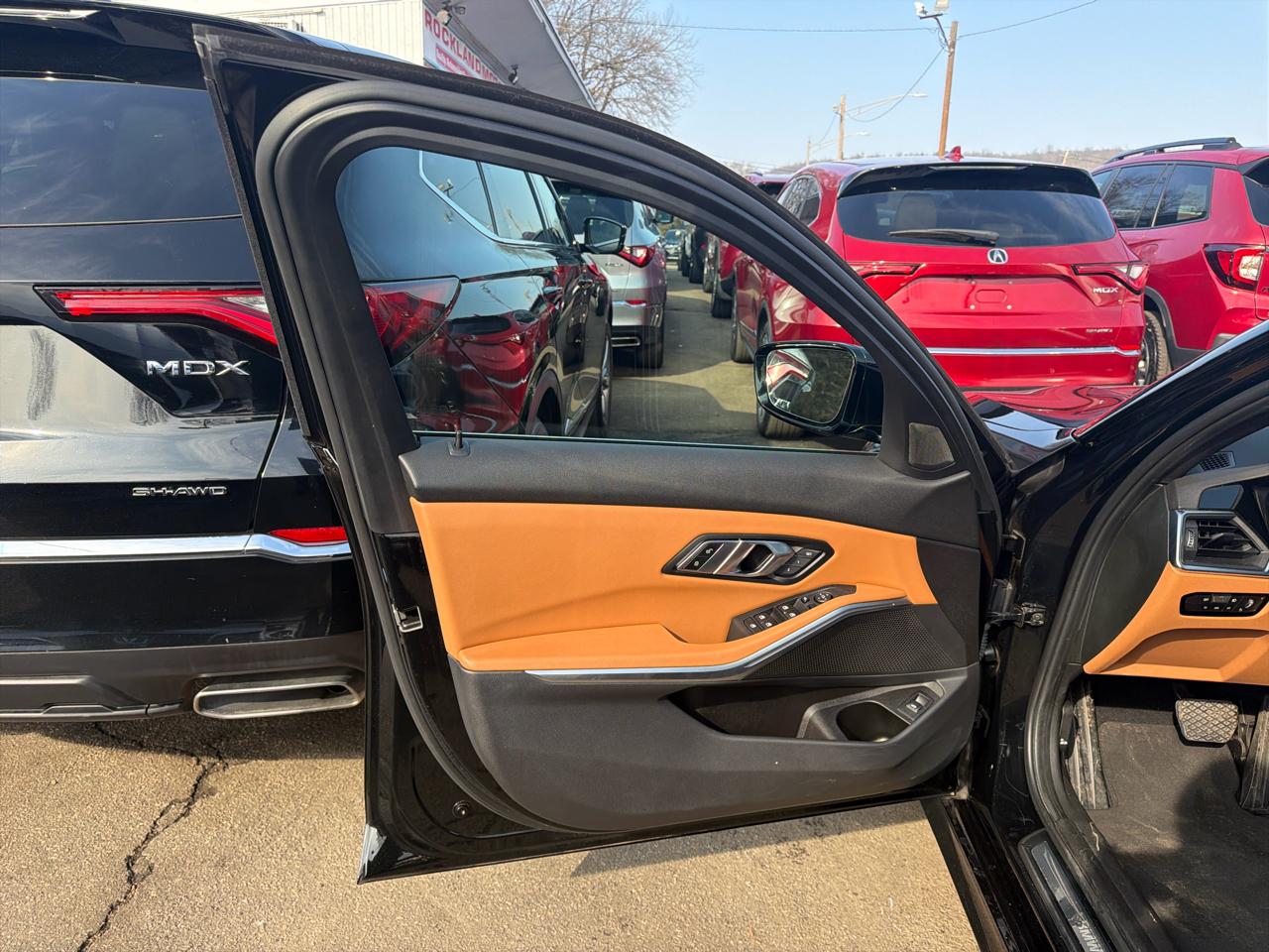 BMW 3 Series 330i xDrive Sedan North America 2022