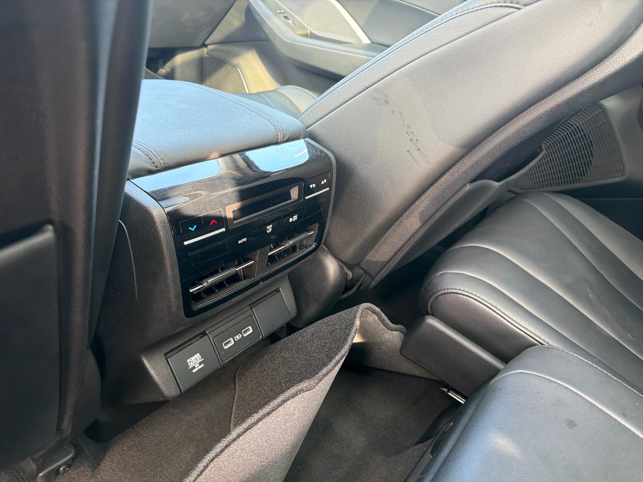 Acura MDX SH-AWD 2023