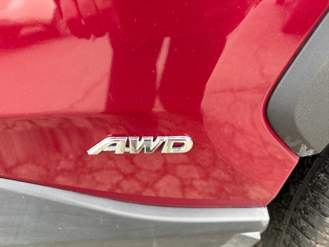 Toyota RAV4 Hybrid XSE AWD (Natl) 2021